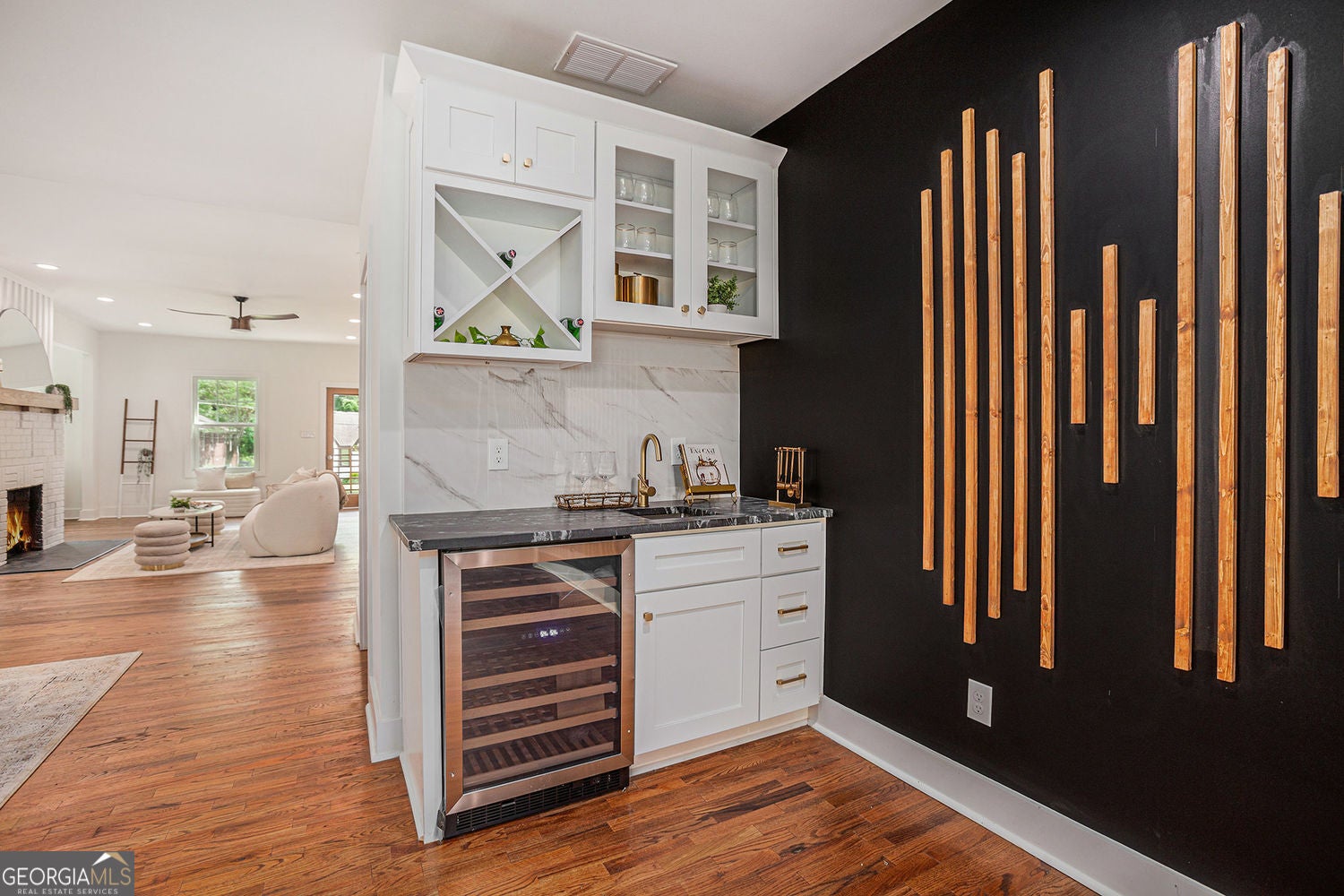 Atlanta, Georgia, 30310, United States, 4 Bedrooms Bedrooms, ,4 BathroomsBathrooms,Residential,For Sale,2000177