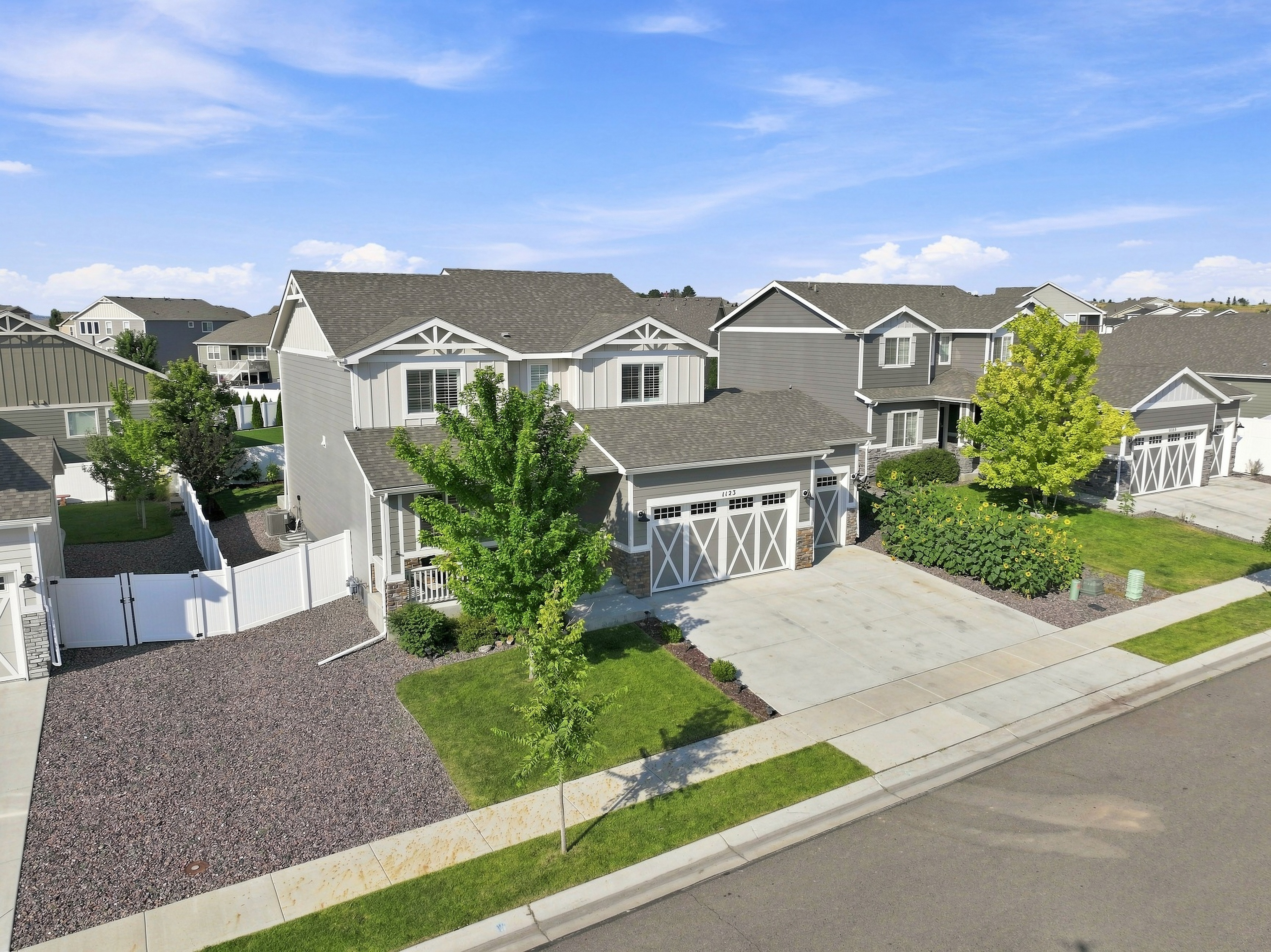  Modern Comfort Meets Everyday Function at 1123 Ibex Drive - 物件實景