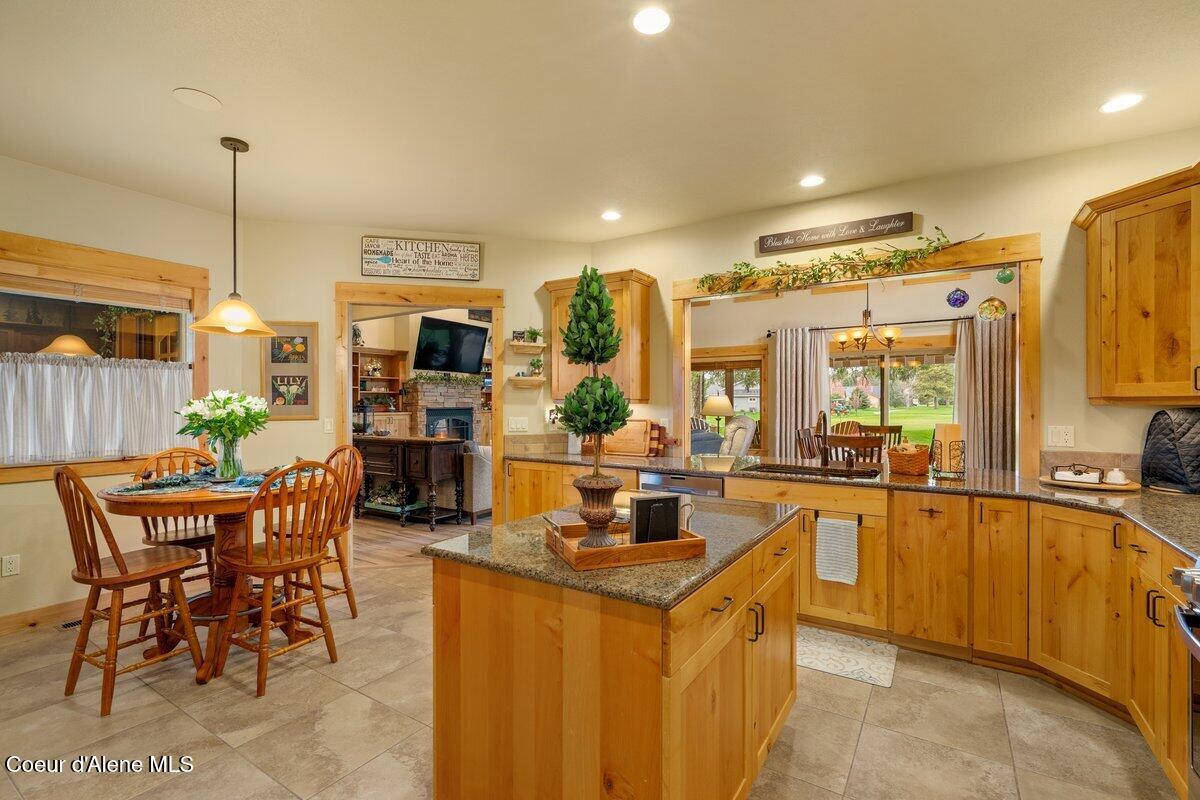 Blanchard, Idaho, 83804, United States, 2 Bedrooms Bedrooms, ,4 BathroomsBathrooms,Residential,For Sale,2040699