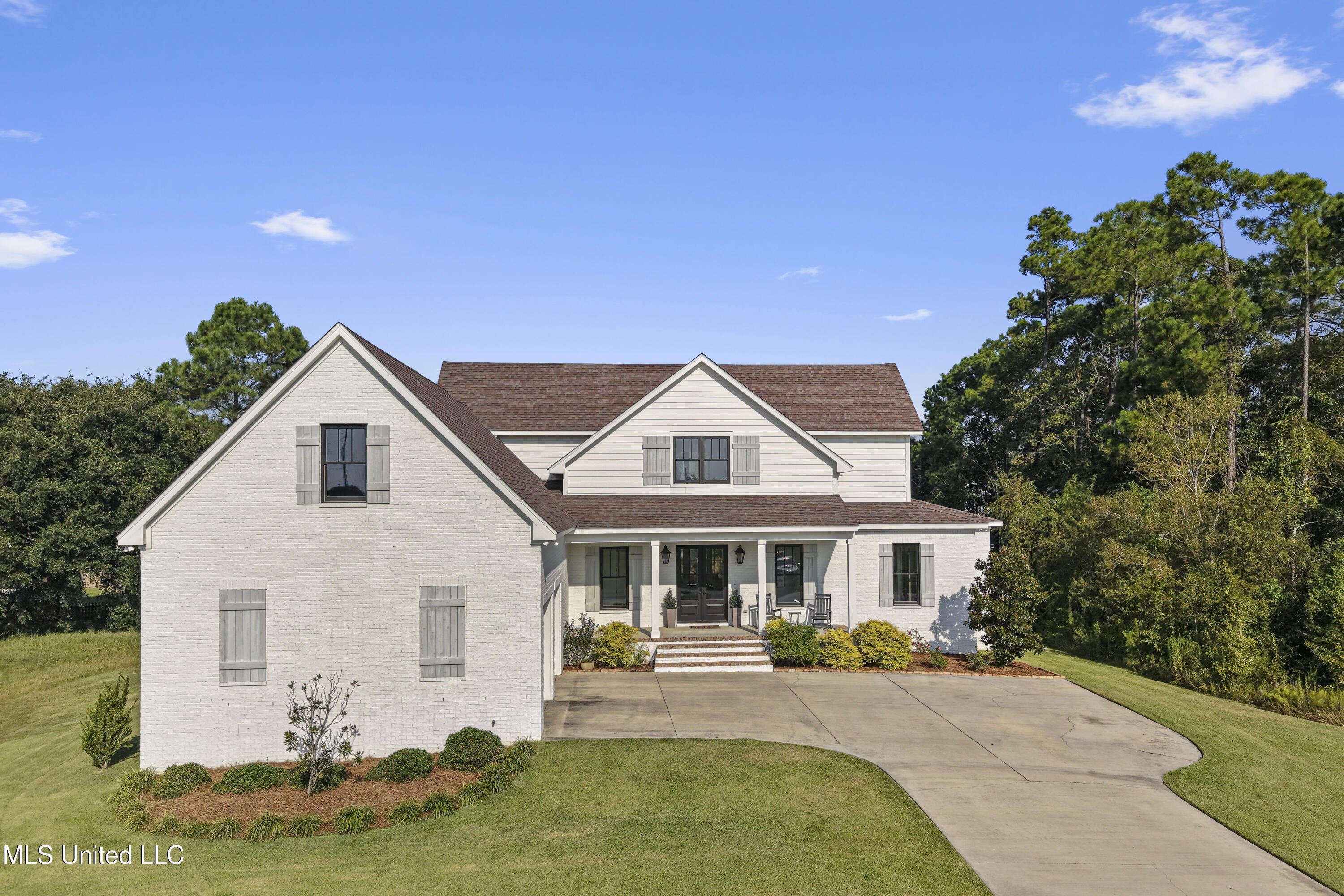 Biloxi, Mississippi, 39531, United States, 4 Bedrooms Bedrooms, ,4 BathroomsBathrooms,Residential,For Sale,1978703