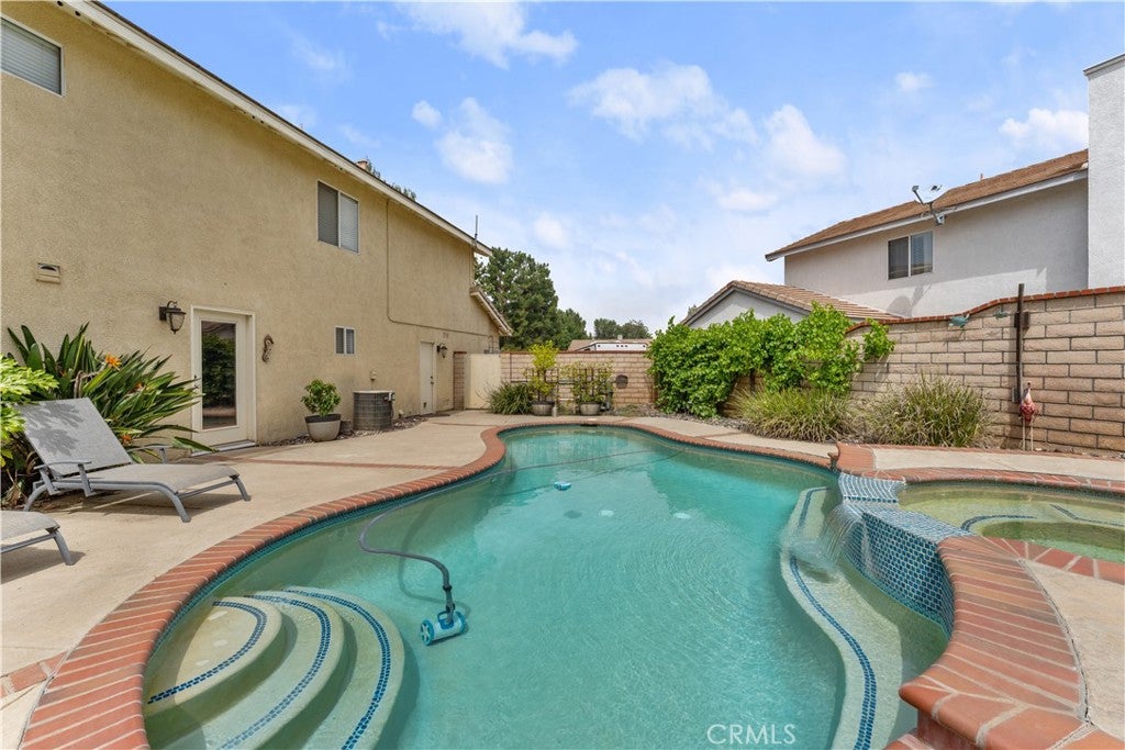 Yucaipa, California, 92399, United States, 5 Bedrooms Bedrooms, ,3 BathroomsBathrooms,Residential,For Sale,1943197