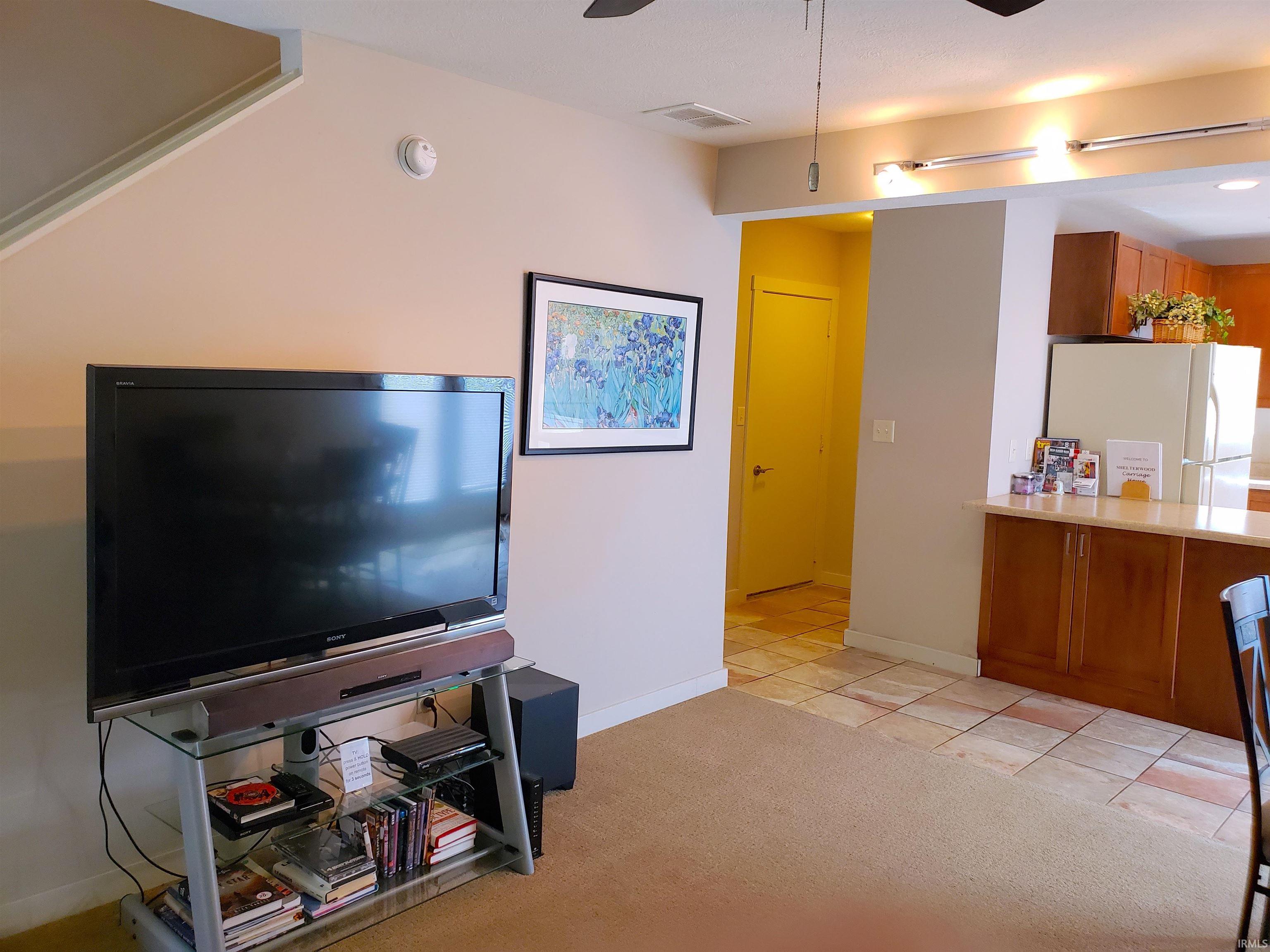 Bloomington, Indiana, 47408, United States, 2 Bedrooms Bedrooms, ,5 BathroomsBathrooms,Residential,For Sale,2009264