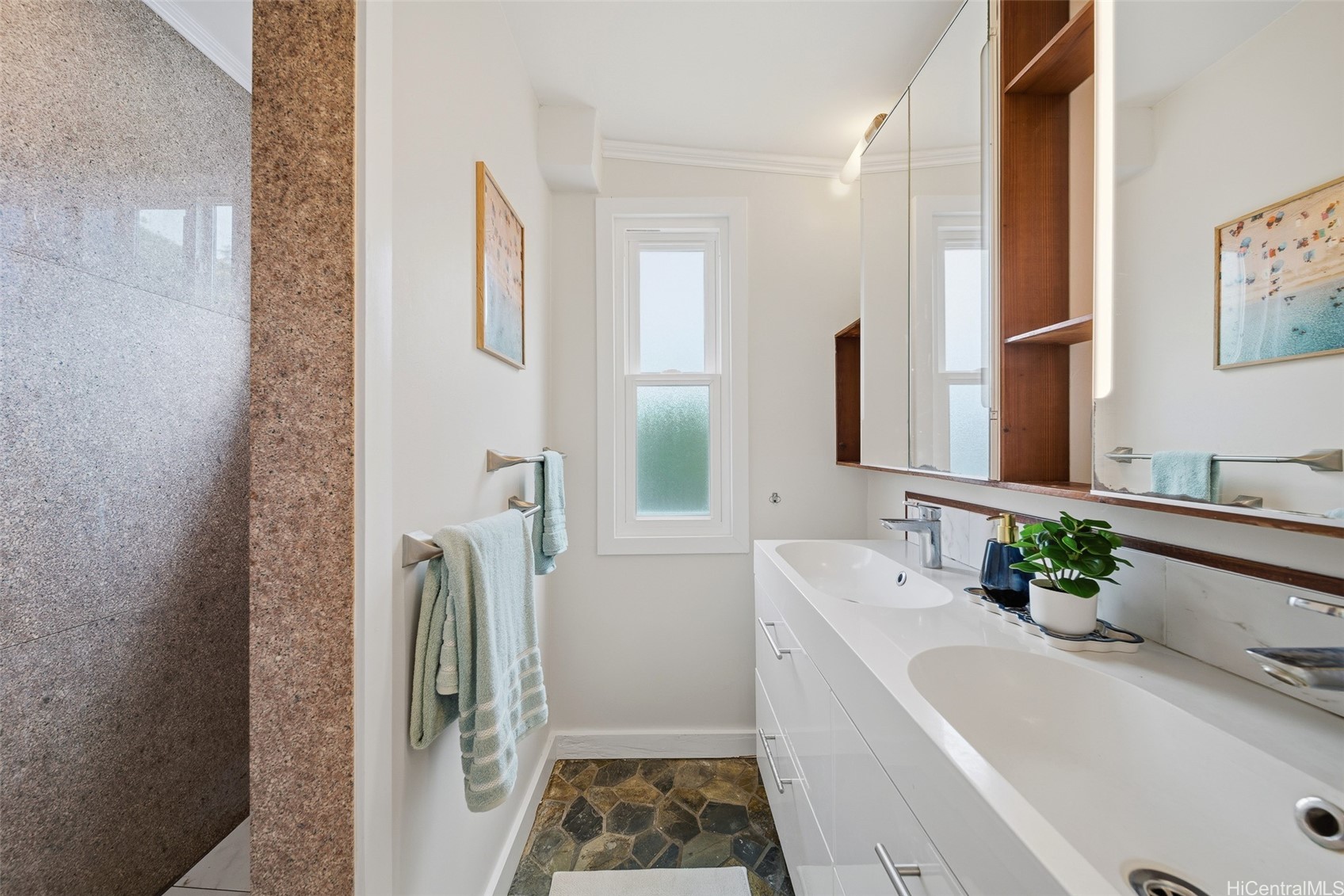 Kaneohe, Hawaii, 96744, United States, 3 Bedrooms Bedrooms, ,2 BathroomsBathrooms,Residential,For Sale,1987694