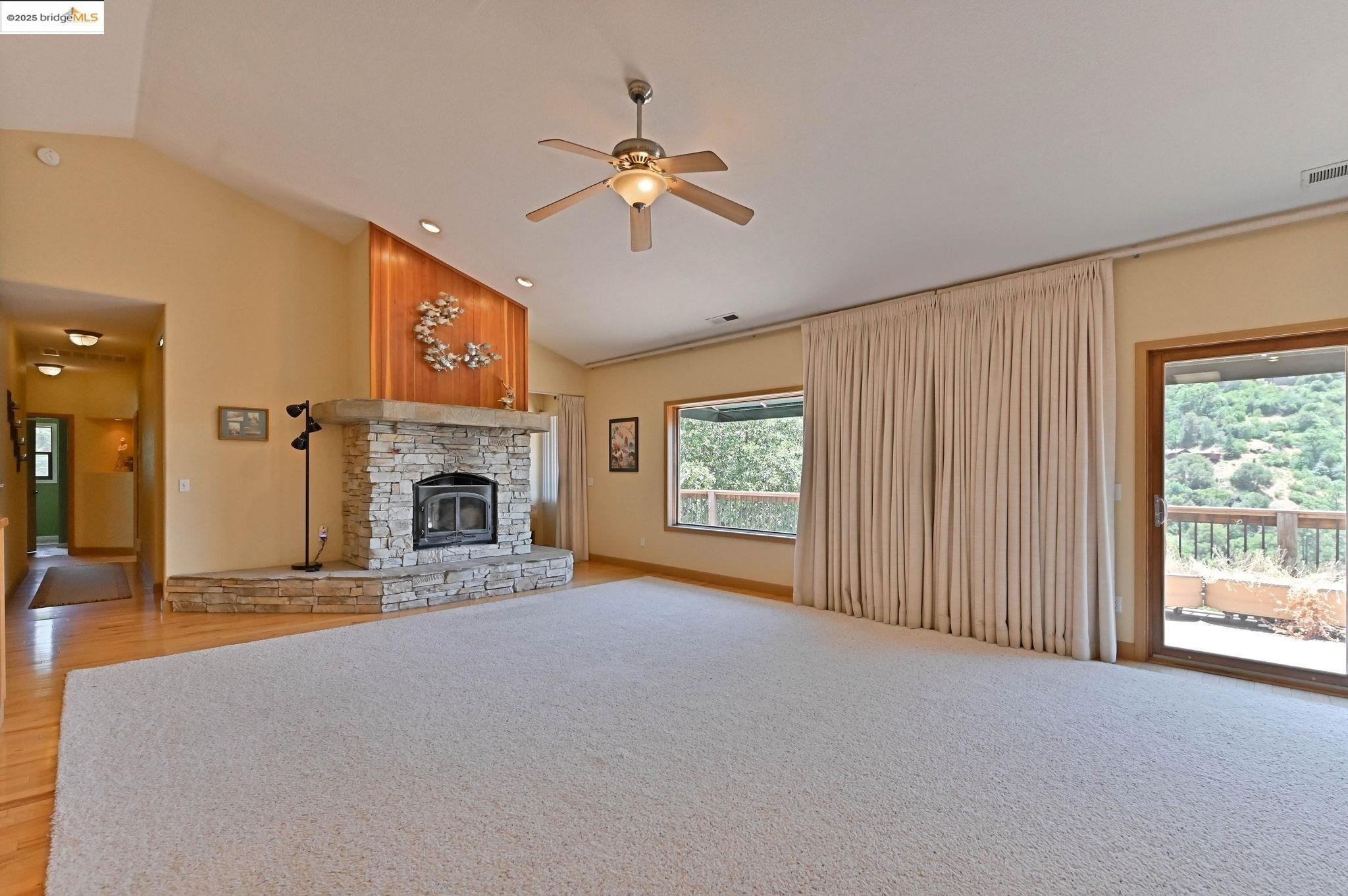 Tuolumne, California, 95379, United States, 5 Bedrooms Bedrooms, ,4 BathroomsBathrooms,Residential,For Sale,1983236