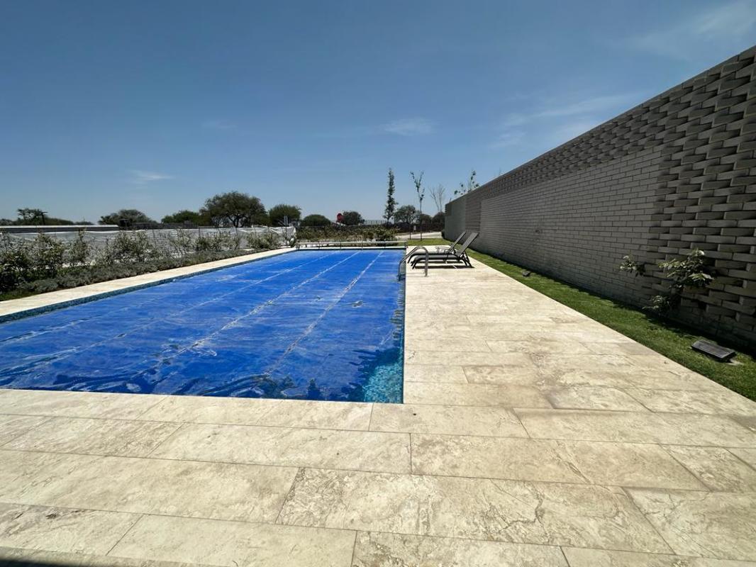 Av. de Los Santos, Querétaro, Querétaro, 76146, Mexico, 4 Bedrooms Bedrooms, ,4 BathroomsBathrooms,Residential,For Sale,Av. de Los Santos,1609540