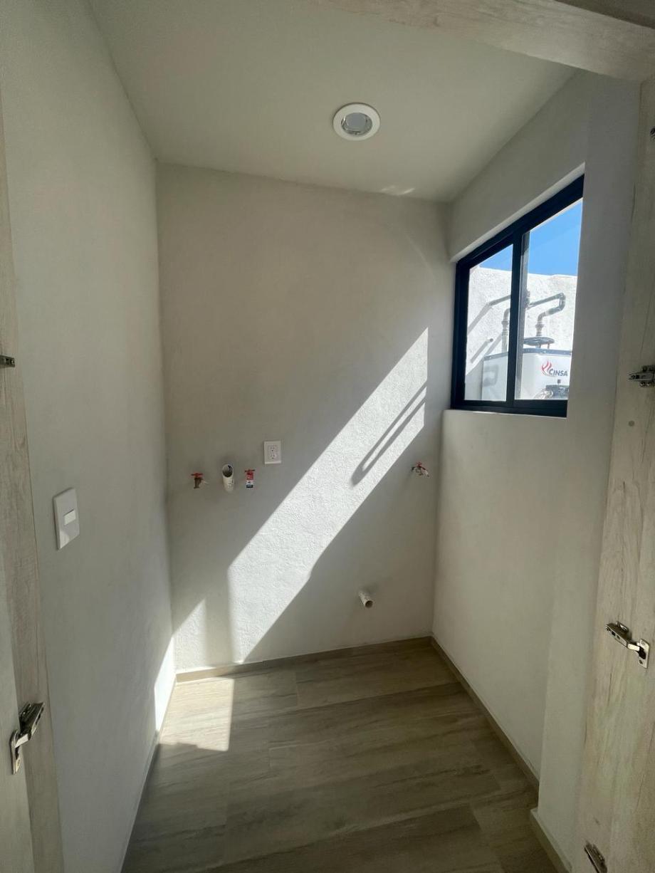El Refugio, Querétaro, Querétaro, 76146, Mexico, 2 Bedrooms Bedrooms, ,2 BathroomsBathrooms,Residential,For Sale,El Refugio,1501633