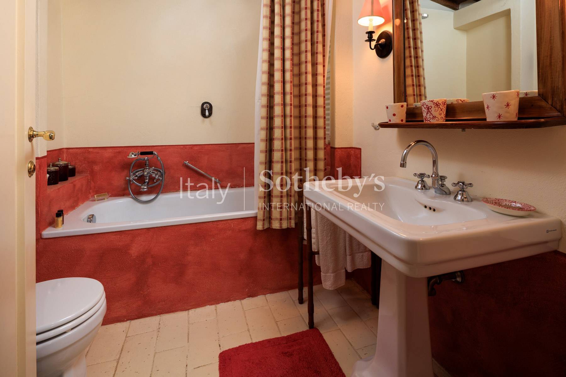  Large country-chic 7 bedroom villa with pool near Cetona - 物件實景