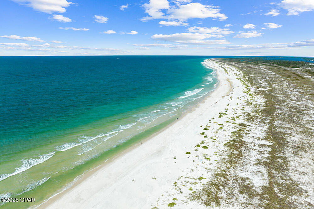 Mexico Beach, Florida, 32456, United States, 5 Bedrooms Bedrooms, ,6 BathroomsBathrooms,Residential,For Sale,1994562