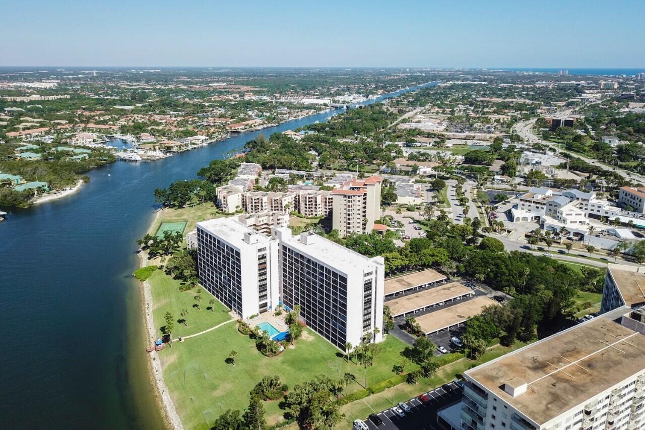 North Palm Beach, Florida, 33408, United States, 2 Bedrooms Bedrooms, ,2 BathroomsBathrooms,Residential,For Sale,1940741