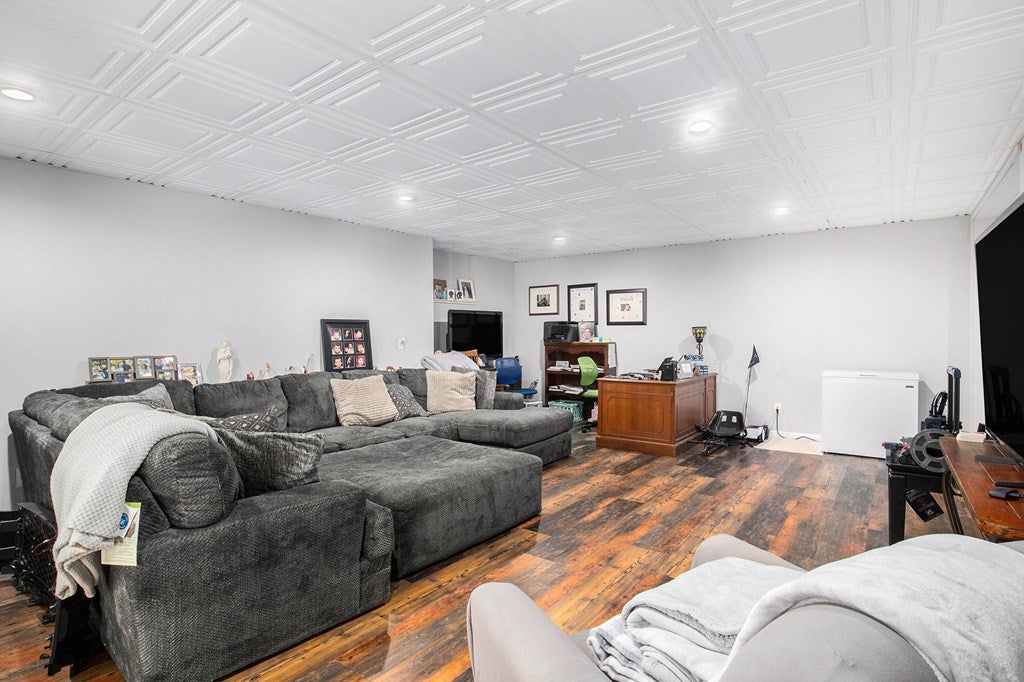 Blue Ridge, Georgia, 30513, United States, 4 Bedrooms Bedrooms, ,3 BathroomsBathrooms,Residential,For Sale,1919081