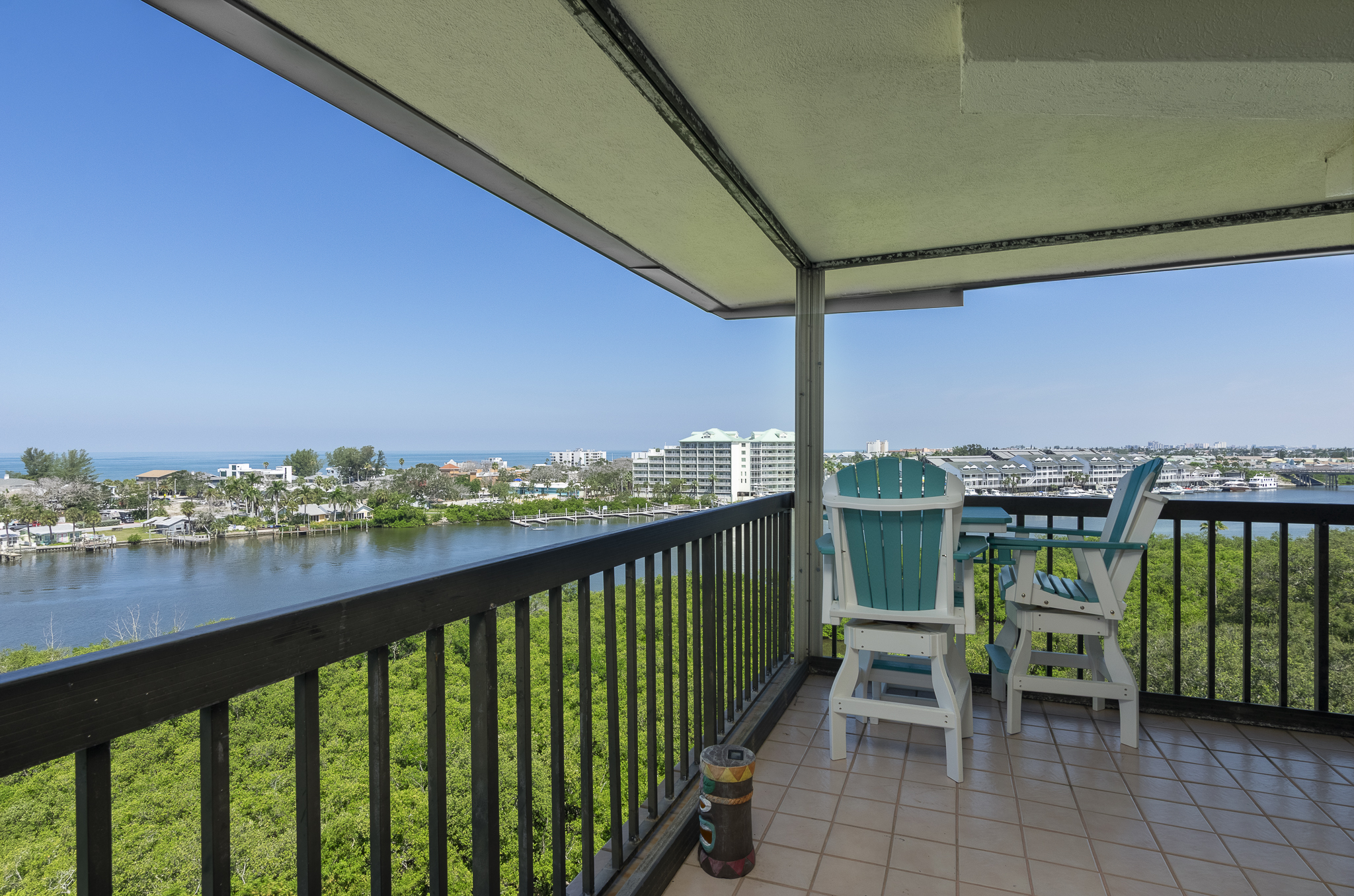 Largo, Florida, 33774, United States, 2 Bedrooms Bedrooms, ,2 BathroomsBathrooms,Residential,For Sale,1944819