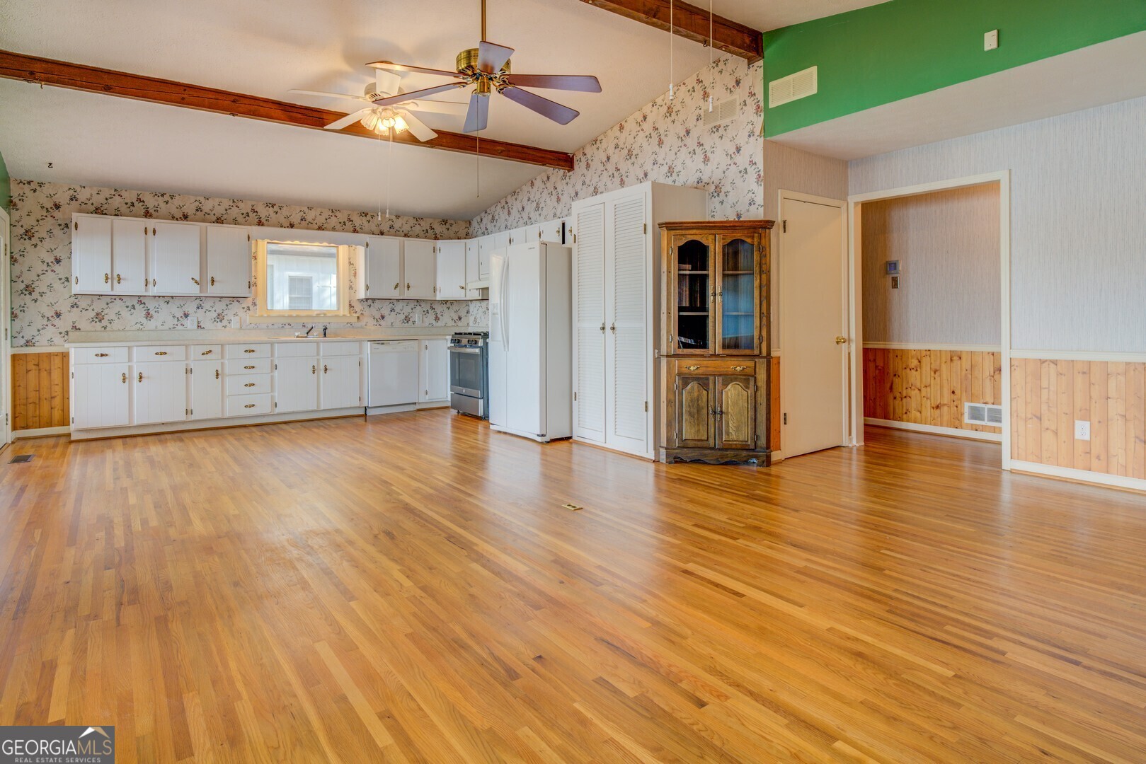 Monticello, Georgia, 31064, United States, 3 Bedrooms Bedrooms, ,2 BathroomsBathrooms,Residential,For Sale,1923260