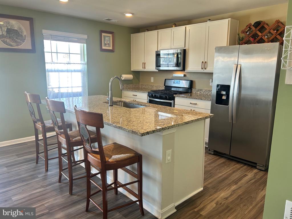 Berryville, Virginia, 22611, United States, 4 Bedrooms Bedrooms, ,3 BathroomsBathrooms,Residential,For Sale,2015067