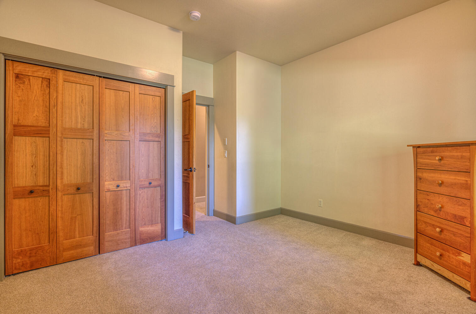 Bend, Oregon, 97703, United States, 4 Bedrooms Bedrooms, ,5 BathroomsBathrooms,Residential,For Sale,1979123