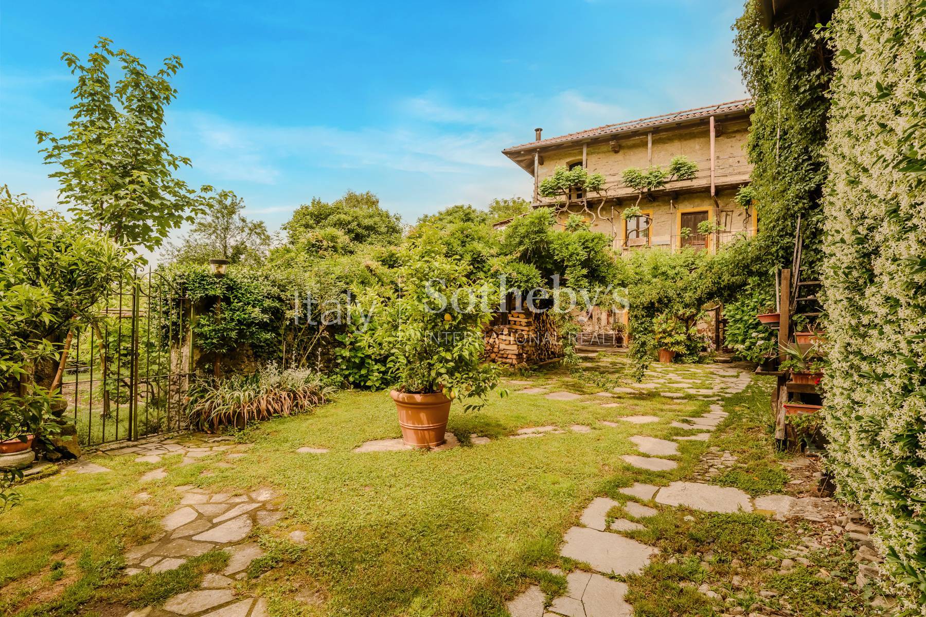  Timeless Historic Home Surrounded by Nature - 物件實景