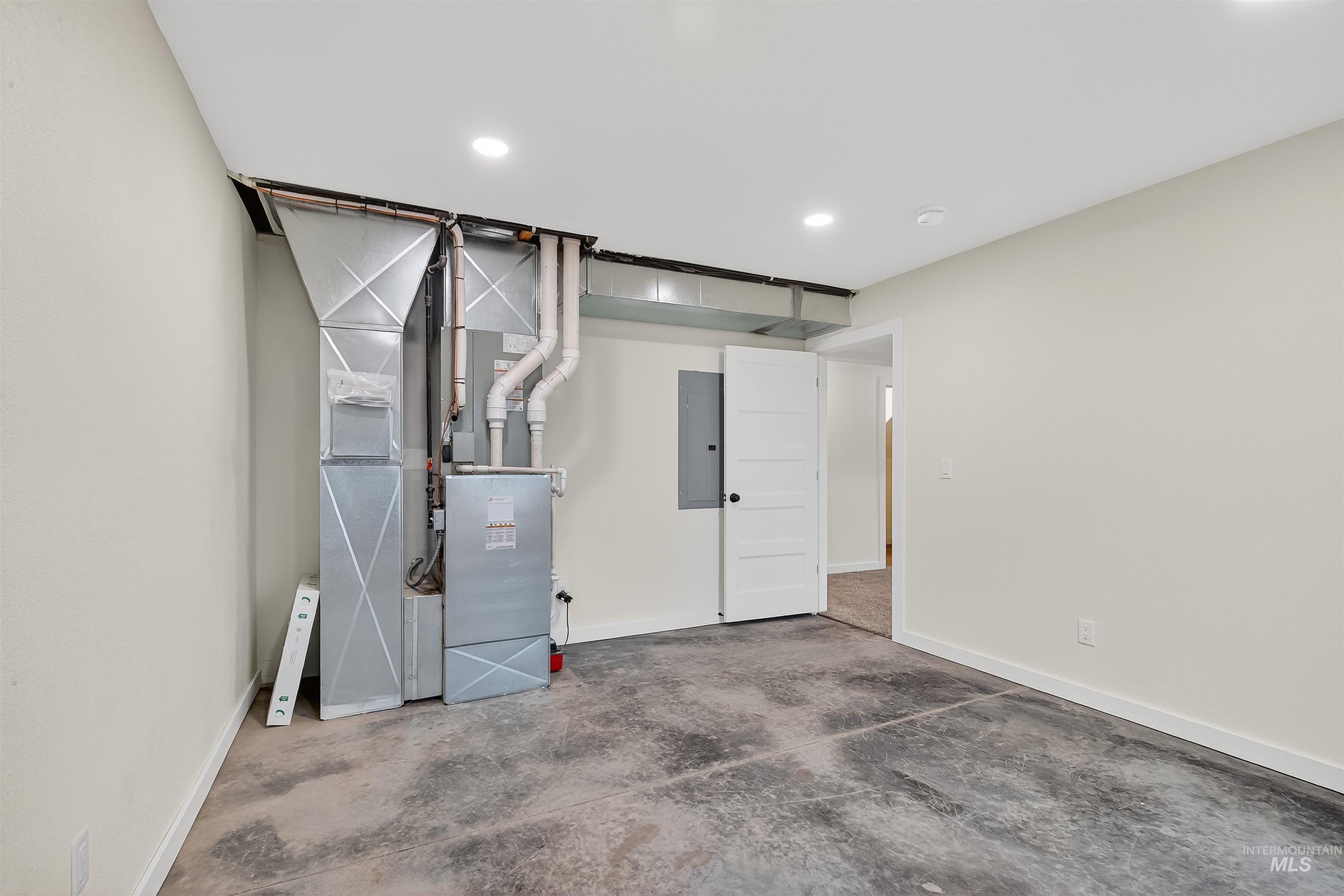 Lewiston, Idaho, 83501, United States, 5 Bedrooms Bedrooms, ,Residential,For Sale,1987812