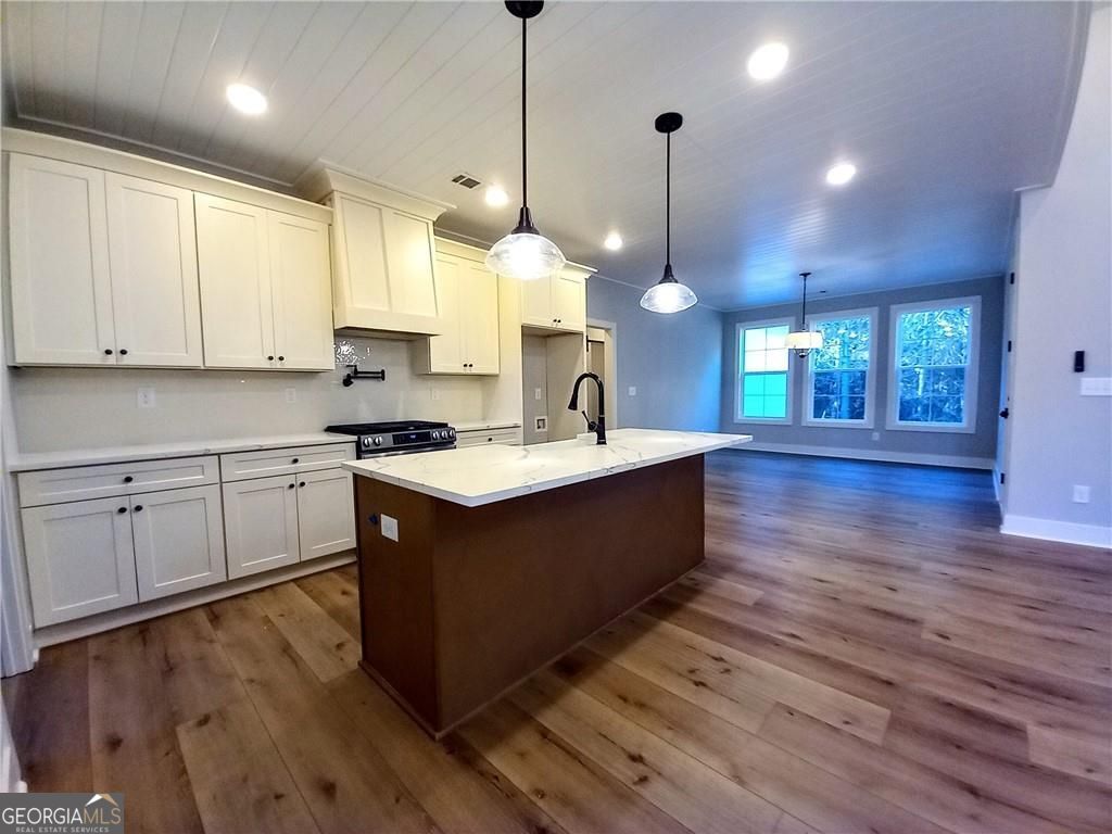 Temple, Georgia, 30179, United States, 4 Bedrooms Bedrooms, ,4 BathroomsBathrooms,Residential,For Sale,1858952