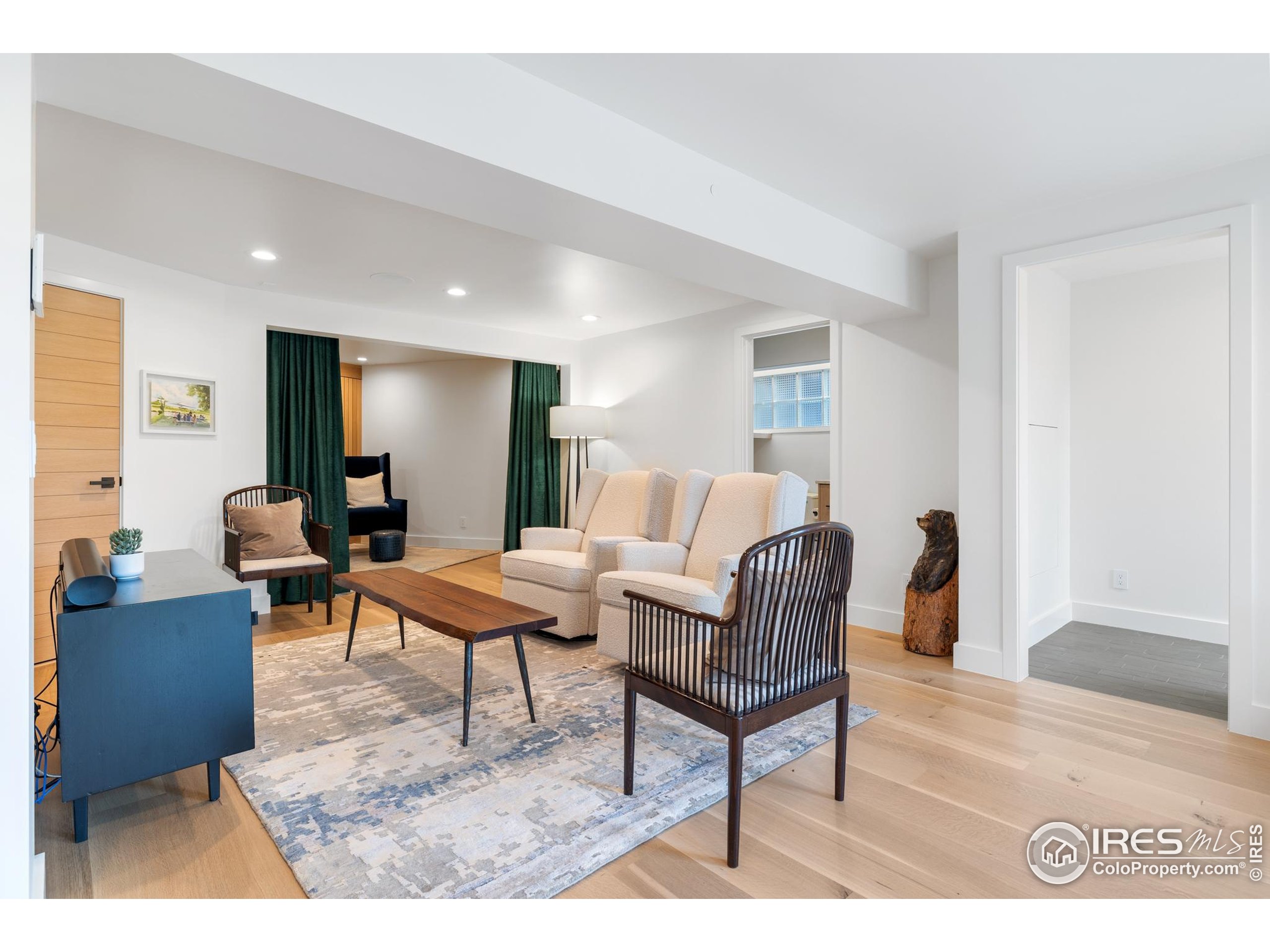 Boulder, Colorado, 80304, United States, 4 Bedrooms Bedrooms, ,3 BathroomsBathrooms,Residential,For Sale,1902087