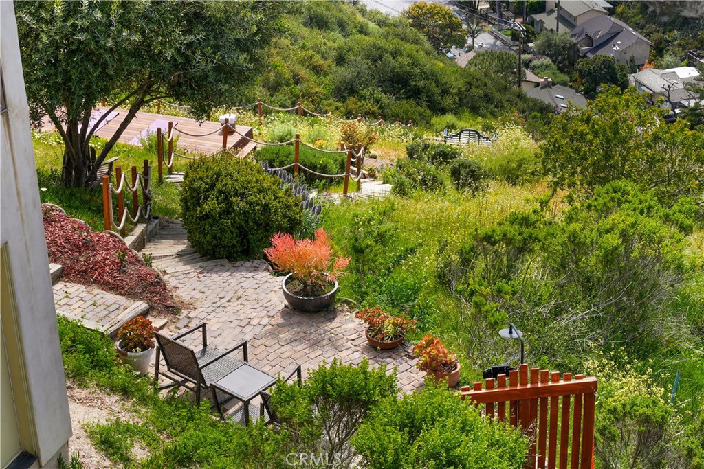 Laguna Beach, California, 92651, United States, 5 Bedrooms Bedrooms, ,6 BathroomsBathrooms,Residential,For Sale,1908512