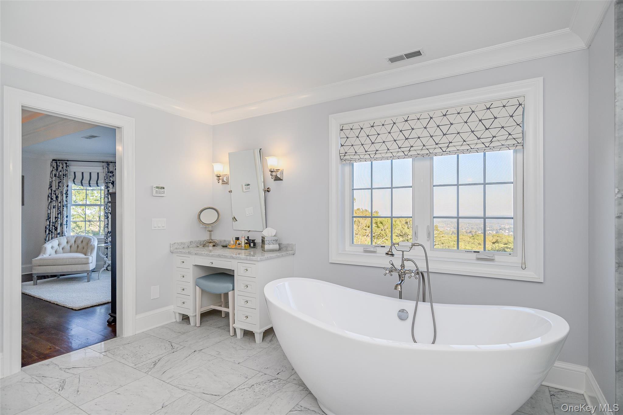 Call Listing Agent, Connecticut, 06812, United States, 5 Bedrooms Bedrooms, ,6 BathroomsBathrooms,Residential,For Sale,1991031