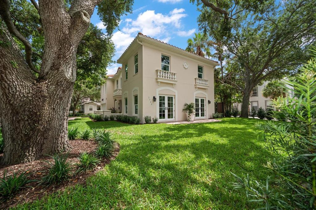 Tampa, Florida, 33629, United States, 3 Bedrooms Bedrooms, ,3 BathroomsBathrooms,Residential,For Sale,1850386