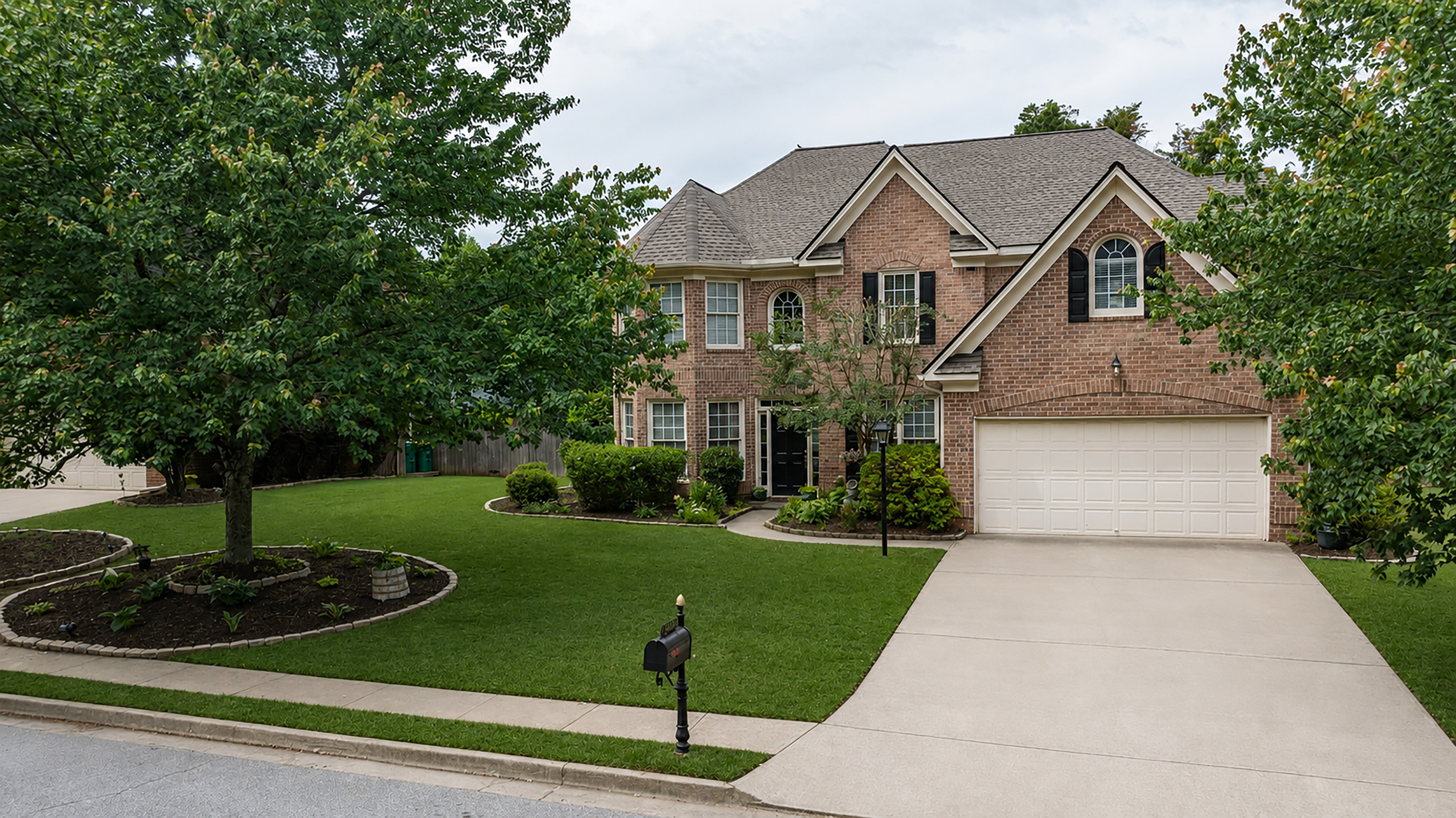  Beautifully Updated and Well Maintained Home in Sought-after Highcroft Community - 物件實景