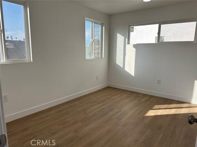 Los Angeles, California, 90001, United States, ,Residential,For Sale,1976329