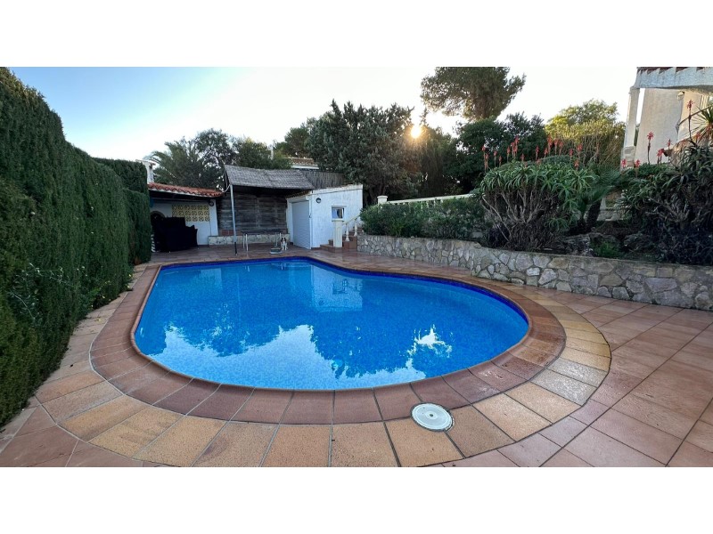 Alicante, J?vea / X?bia, Portichol - Balc?n al Mar, Jávea / Xàbia, Comunidad Valenciana, ES, 4 Bedrooms Bedrooms, ,2 BathroomsBathrooms,Residential,For Sale,Alicante, J?vea / X?bia, Portichol - Balc?n al Mar,1615755