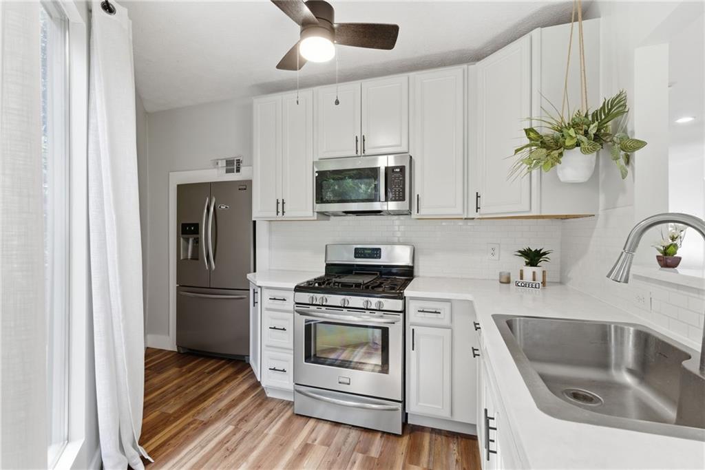 Cumming, Georgia, 30041, United States, 2 Bedrooms Bedrooms, ,2 BathroomsBathrooms,Residential,For Sale,2040226