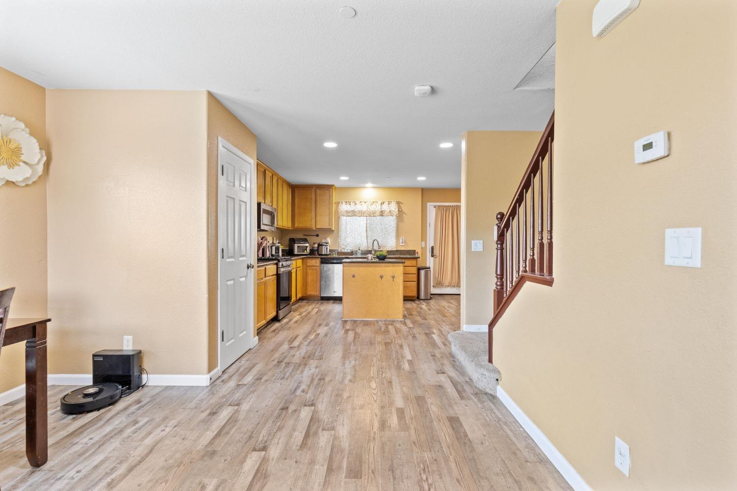 Woodland, California, 95776, United States, 3 Bedrooms Bedrooms, ,3 BathroomsBathrooms,Residential,For Sale,1910654