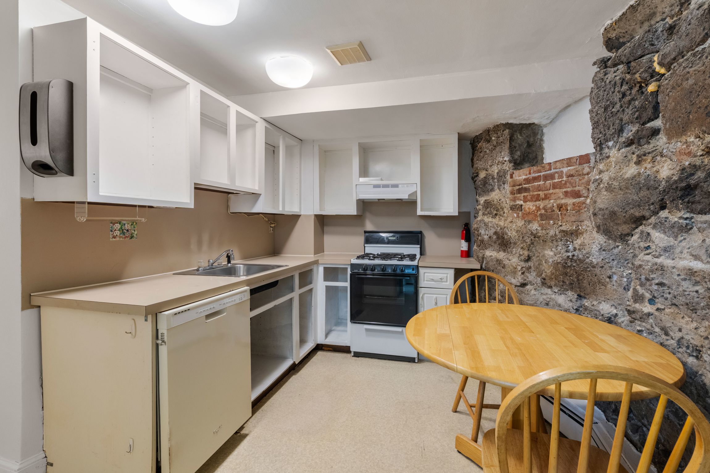  93 Waltham St, Boston, MA, 02118 - 物件實景