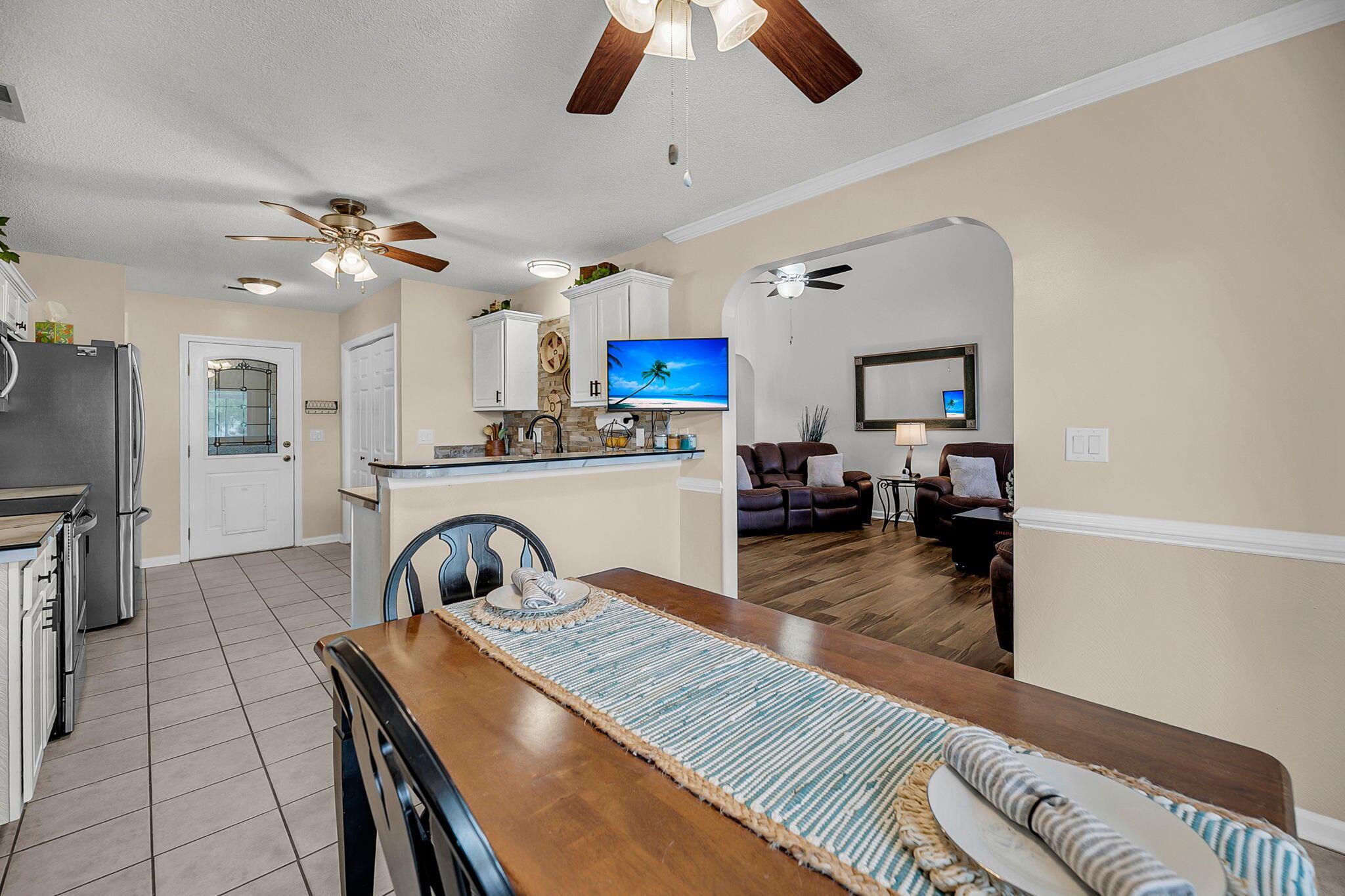 Charleston, South Carolina, 29412, United States, 4 Bedrooms Bedrooms, ,2 BathroomsBathrooms,Residential,For Sale,1985691