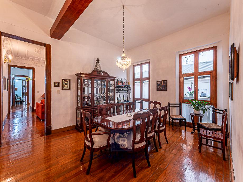 Chihuahua, Cuauhtémoc, Ciudad de México, 06700, Mexico, 5 Bedrooms Bedrooms, ,4 BathroomsBathrooms,Residential,For Sale,Chihuahua,1571530