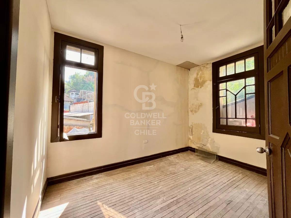 Providencia, Chile, 10 Bedrooms Bedrooms, ,4 BathroomsBathrooms,Residential,For Sale,1995865