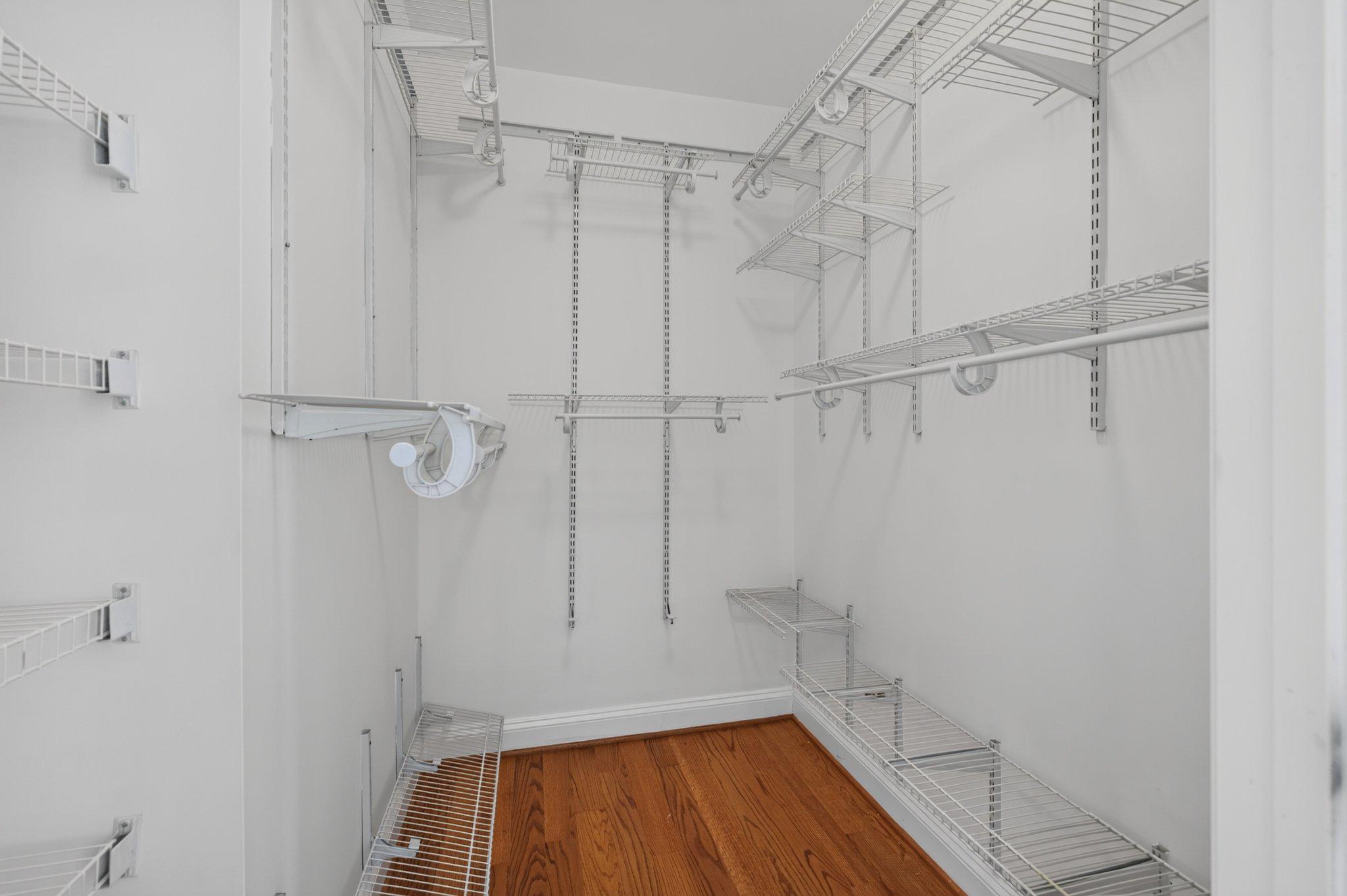  17 E Reed Avenue, Alexandria, VA, 22305 - 物件實景