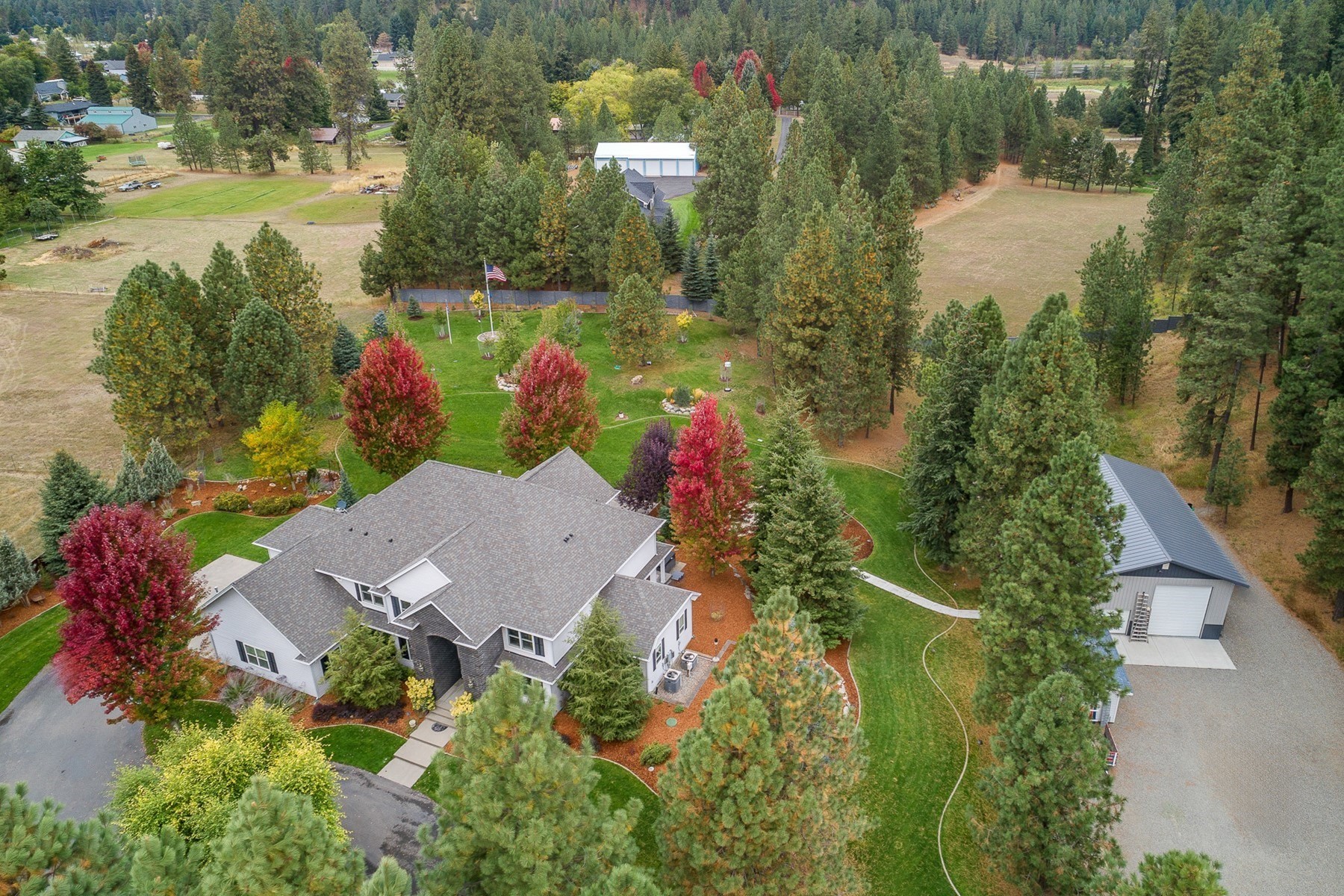  Rare Dalton Gardens Hobby Farm - 物件實景