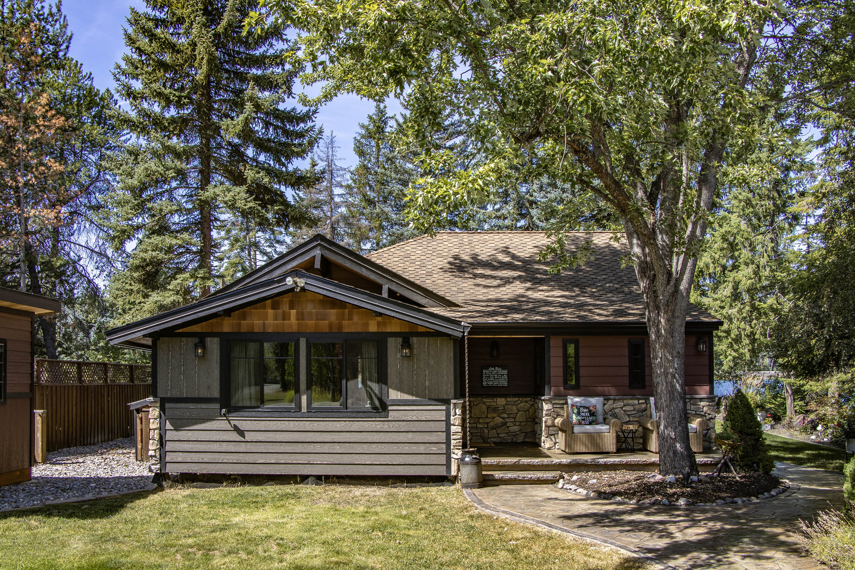 Sagle, Idaho, 83860, United States, 3 Bedrooms Bedrooms, ,3 BathroomsBathrooms,Residential,For Sale,1914269
