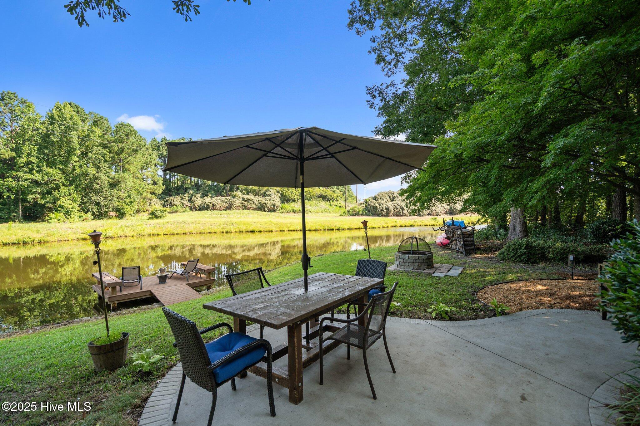 Wallace, North Carolina, 28466, United States, 4 Bedrooms Bedrooms, ,4 BathroomsBathrooms,Residential,For Sale,1930651