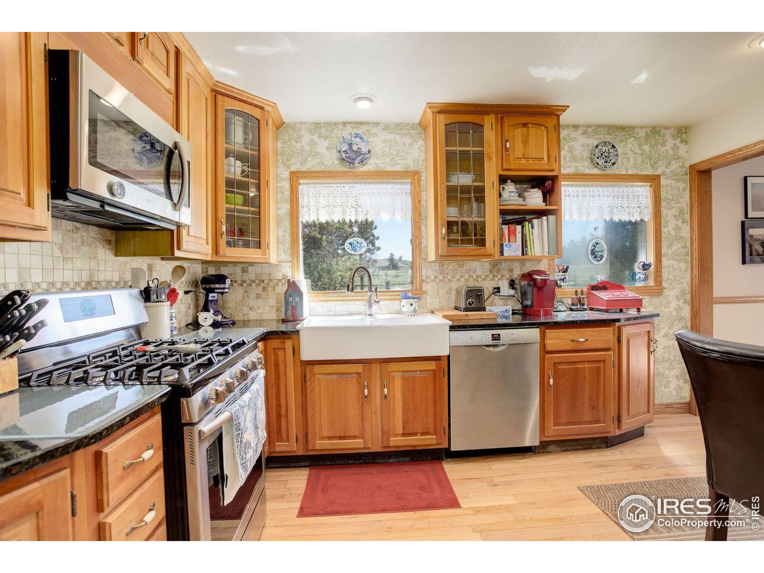 Franktown, Colorado, 80116, United States, 5 Bedrooms Bedrooms, ,2 BathroomsBathrooms,Residential,For Sale,1818789