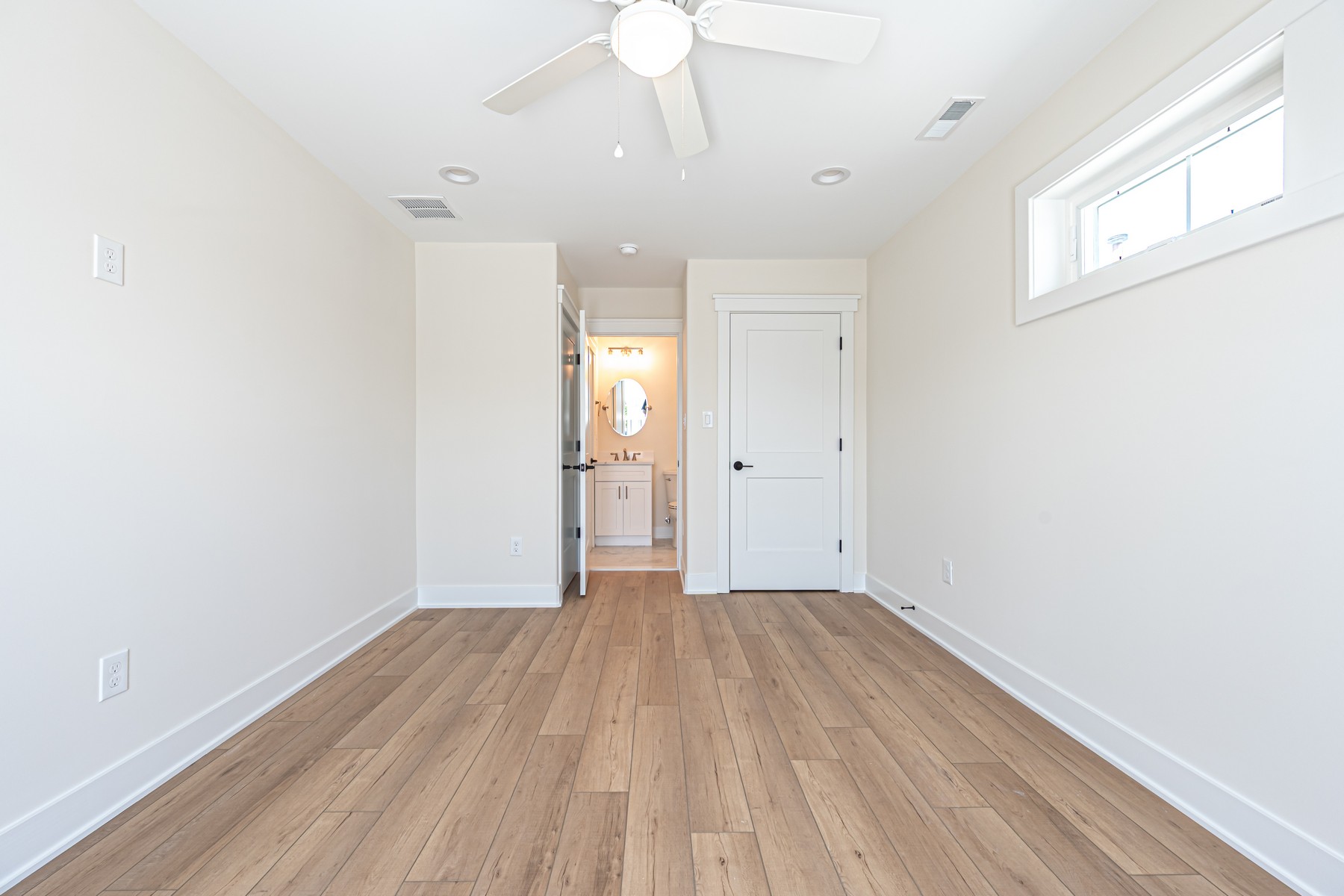  5512 Asbury Avenue - 物件實景