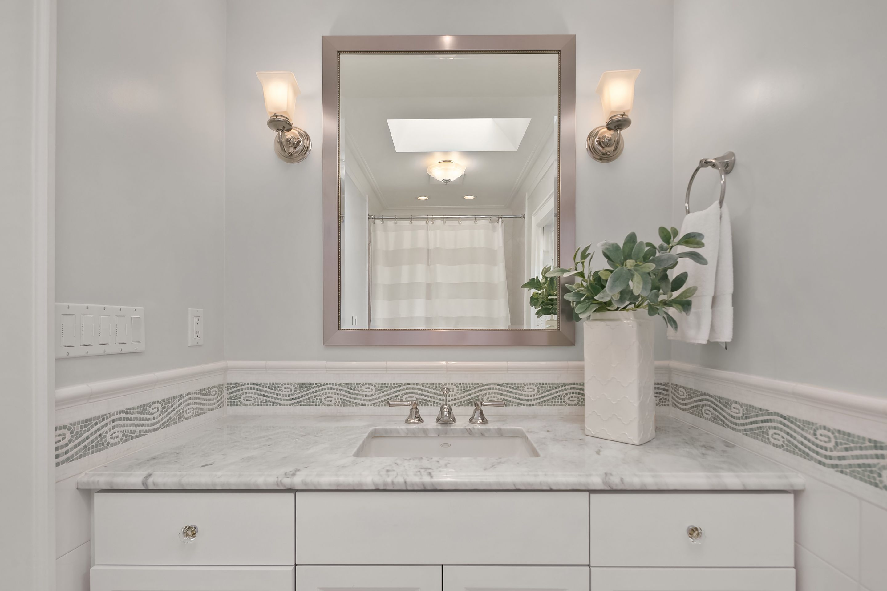  364 Highland Dr, Seattle, WA 98109 - 物件實景