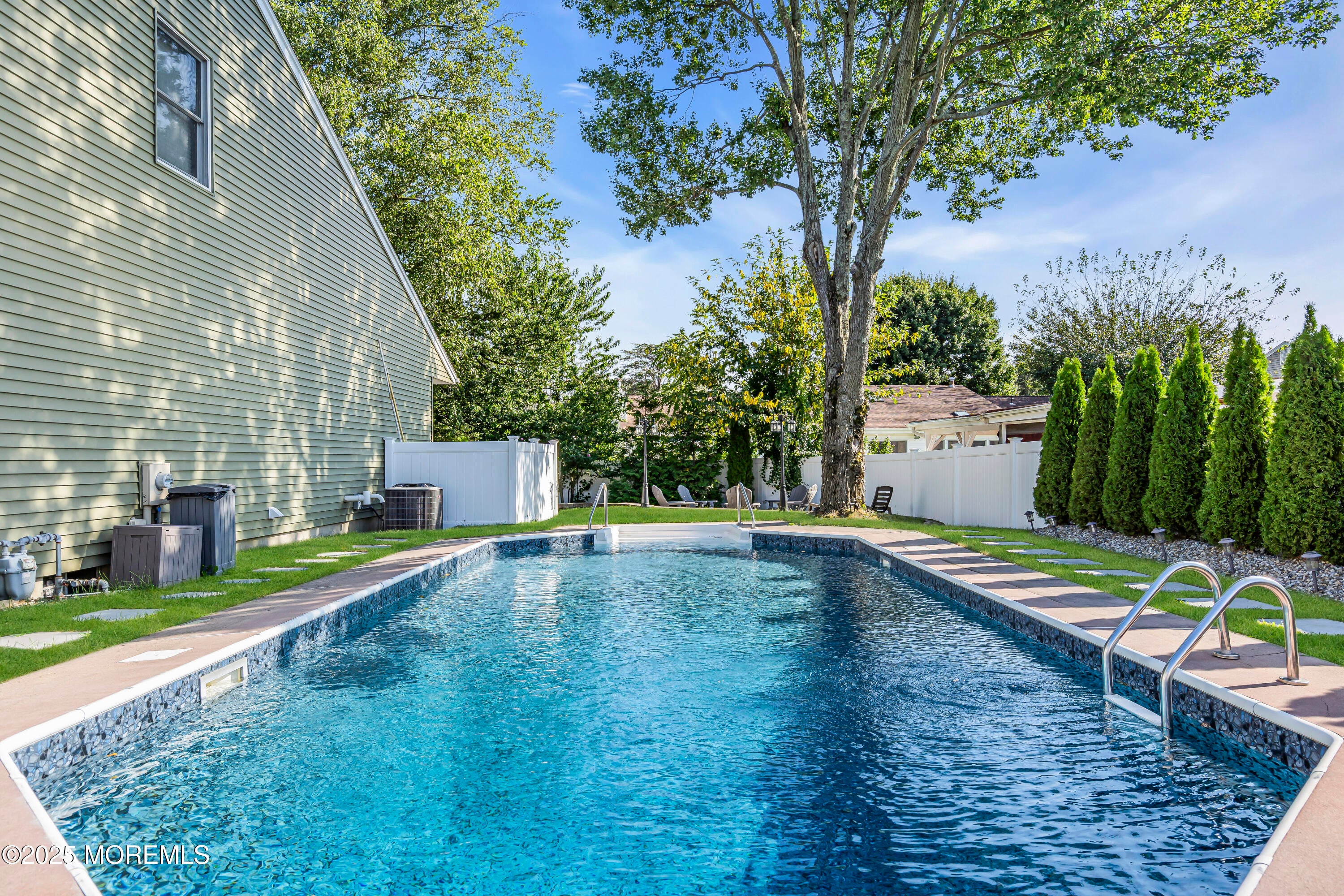 Toms River, New Jersey, 08753, United States, 4 Bedrooms Bedrooms, ,3 BathroomsBathrooms,Residential,For Sale,1937688