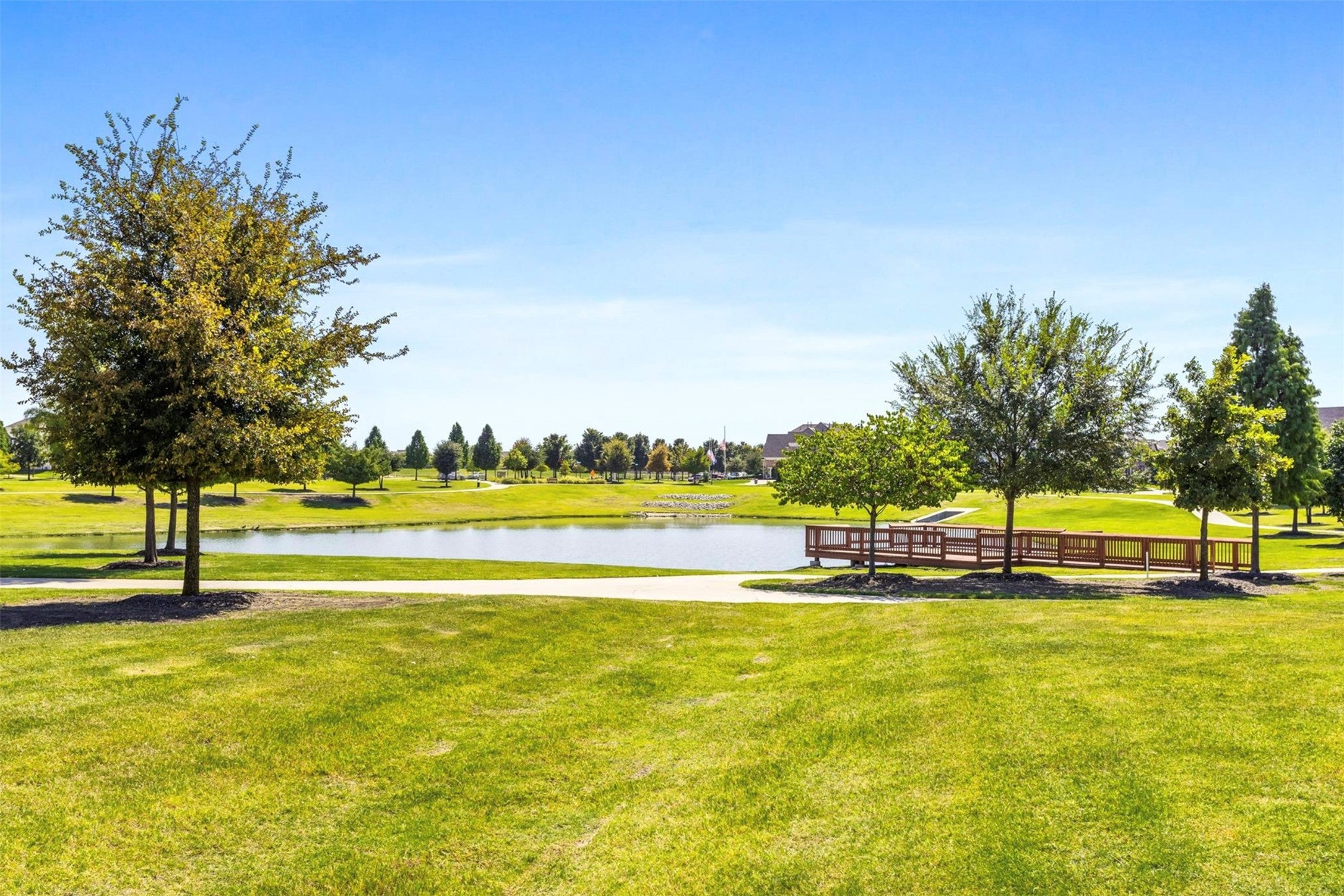 Mansfield, Texas, 76063, United States, 4 Bedrooms Bedrooms, ,4 BathroomsBathrooms,Residential,For Sale,1979956