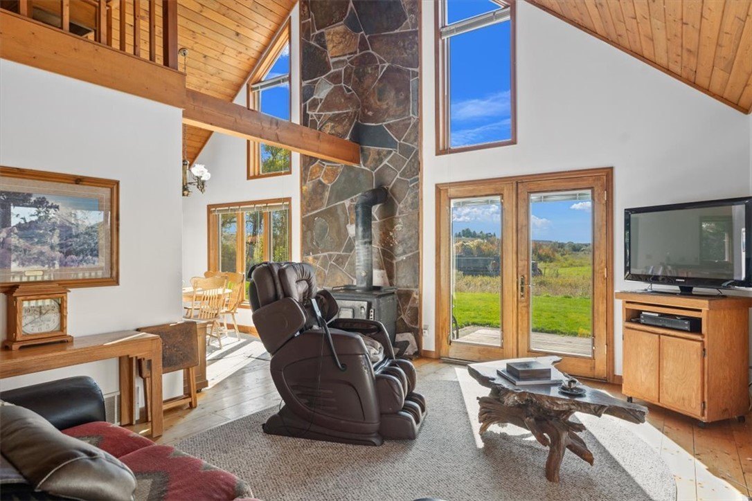 Joliet, Montana, 59044, United States, 3 Bedrooms Bedrooms, ,3 BathroomsBathrooms,Residential,For Sale,1983311