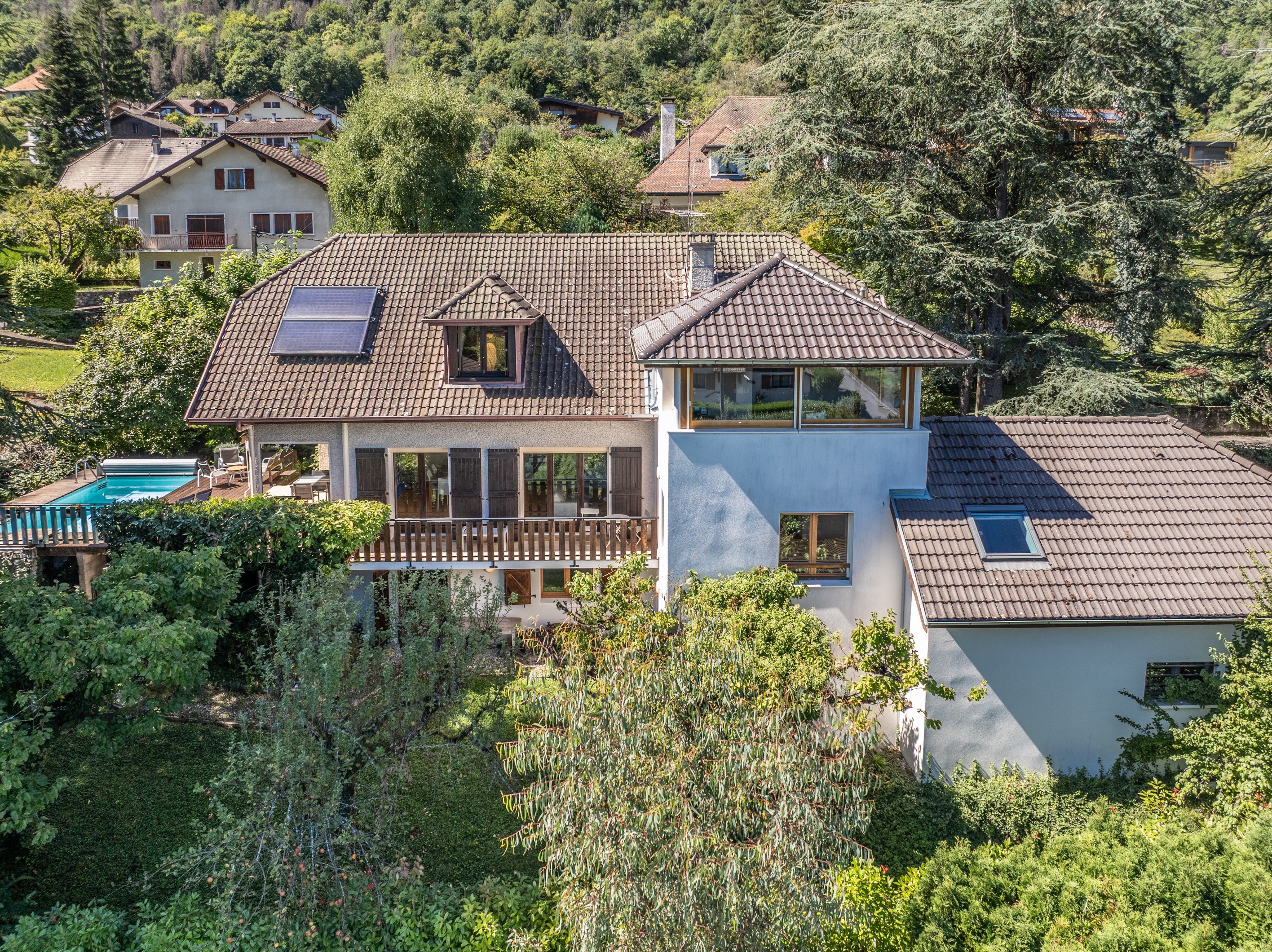  Exclusive - Charming family home with wooded grounds and swimming pool, 10 minu… - 物件實景