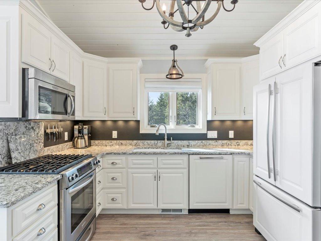 Crosslake, Minnesota, 56442, United States, 4 Bedrooms Bedrooms, ,5 BathroomsBathrooms,Residential,For Sale,1805514
