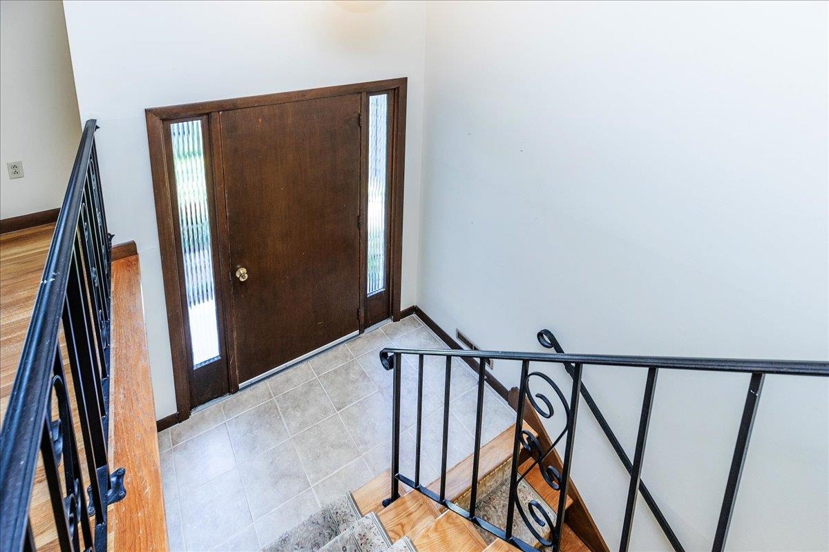 Merrimack, New Hampshire, 03054, United States, 3 Bedrooms Bedrooms, ,2 BathroomsBathrooms,Residential,For Sale,1937626