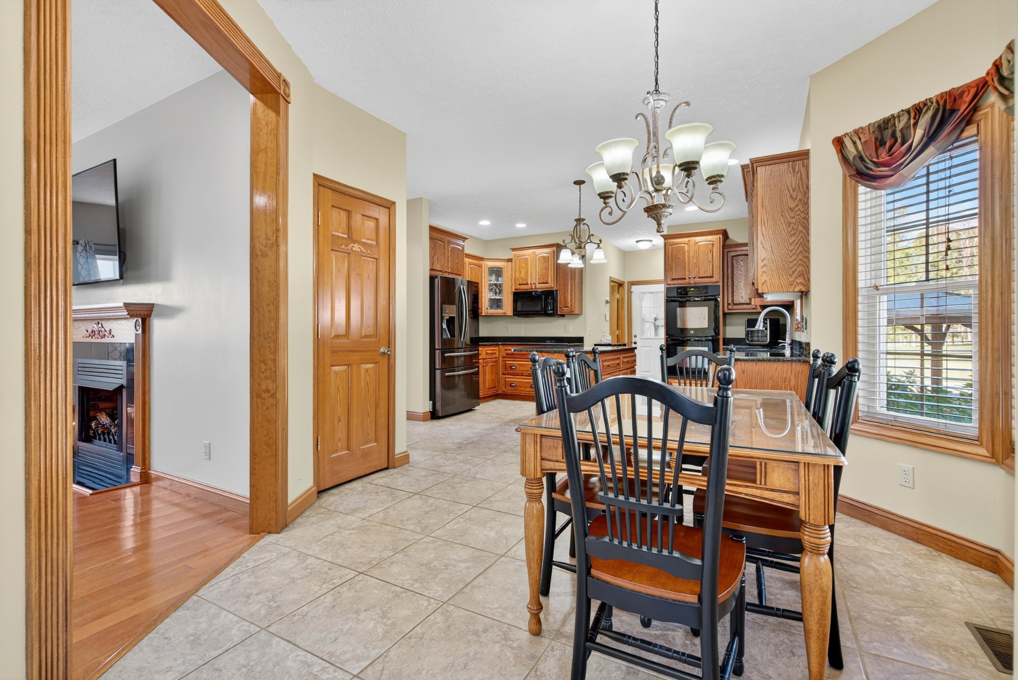 Puryear, Tennessee, 38251, United States, 4 Bedrooms Bedrooms, ,4 BathroomsBathrooms,Residential,For Sale,1981229