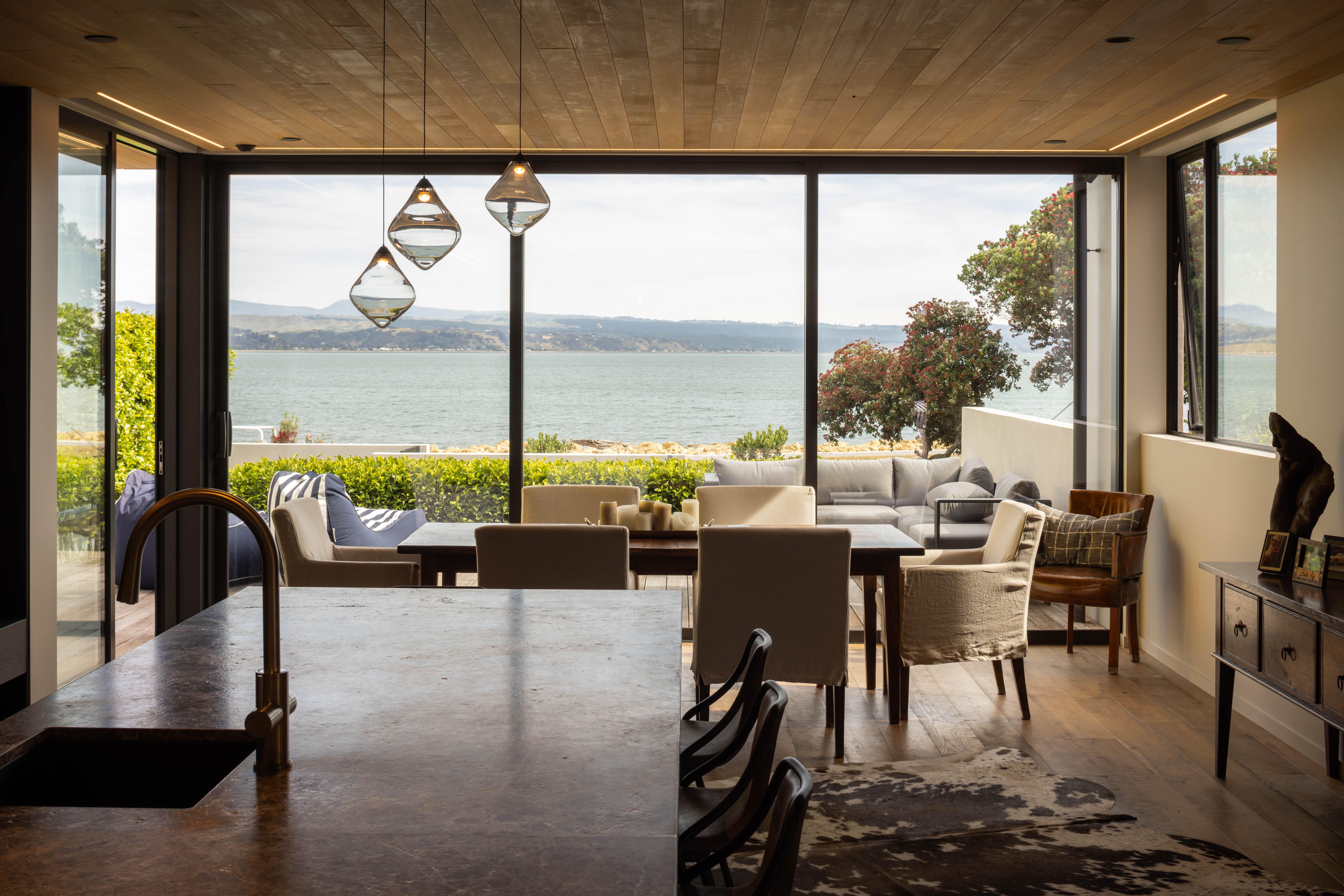  Waterfront Architectural Excellence - 物件實景