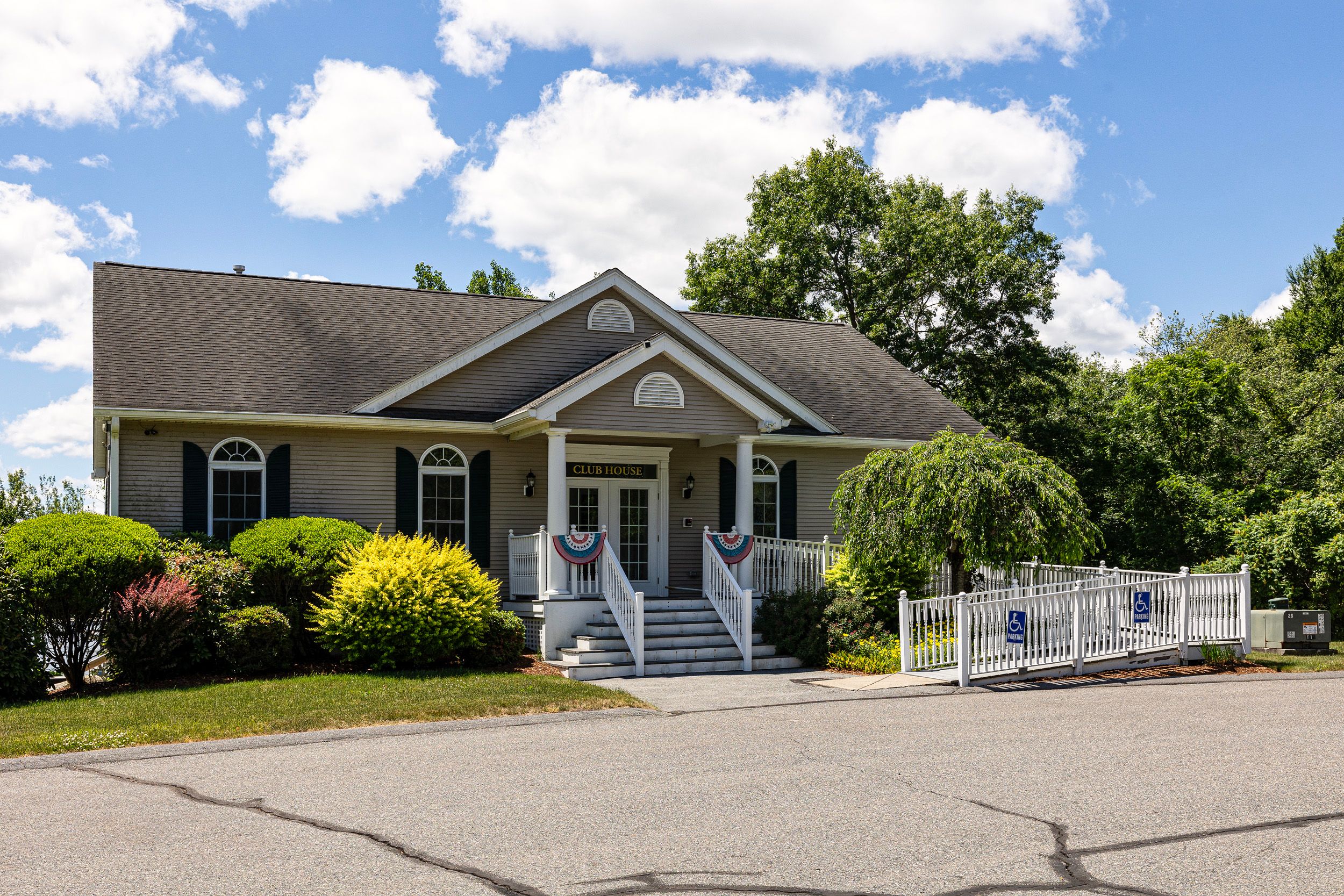  16 Ashton Lane, Millbury, MA 01527 - 物件實景